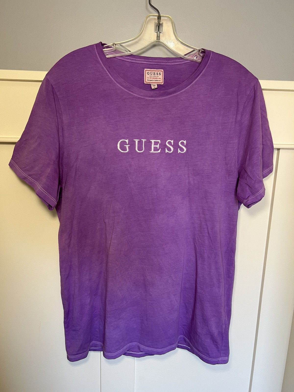 Guess Vintage Guess Jeans USA embroidered logo custom dyed t-shirt Size US L / EU 52-54 / 3 - 1 Thumbnail