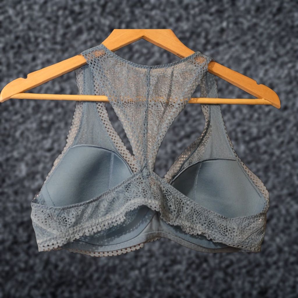 Victoria's Secret Victoria's Secret Bra Wireless Lined Pullover Bralette Lace Women's XL #H92-7 Size ONE SIZE - 1 Thumbnail