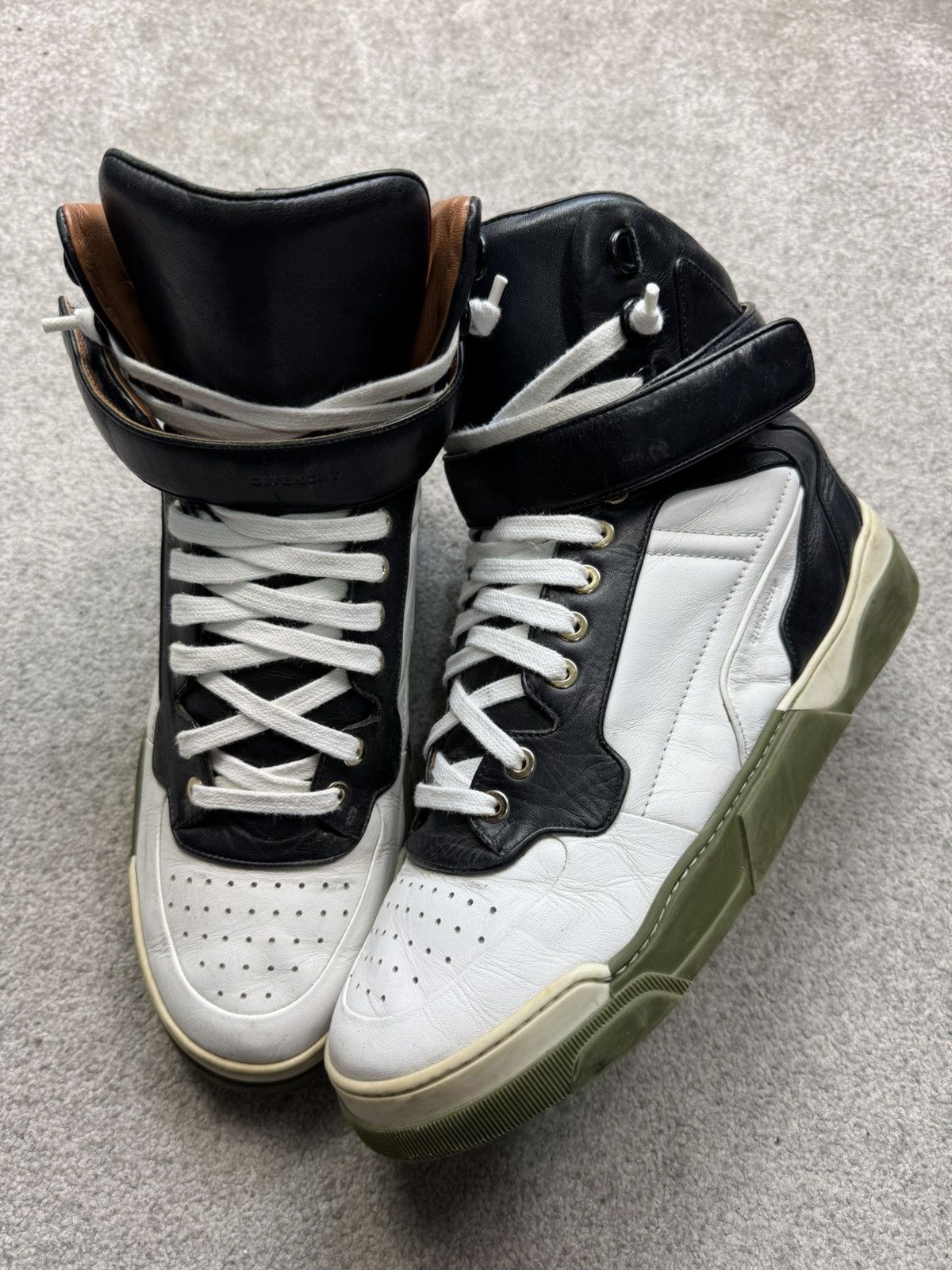 Givenchy × Riccardo Tisci Givenchy Riccardo Tisci Tyson Studded