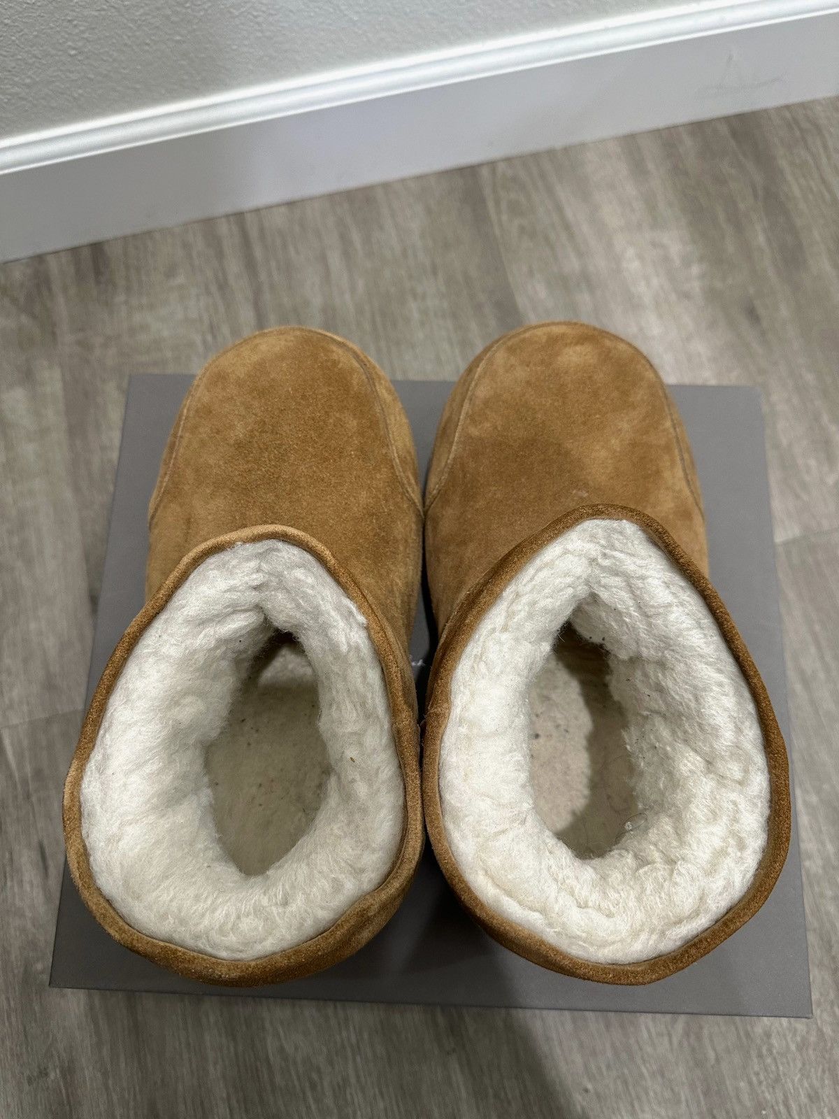 Balenciaga Balenciaga Alaska Brown Fur Low Boots Size US 5.5 / EU 38 - 7 Thumbnail