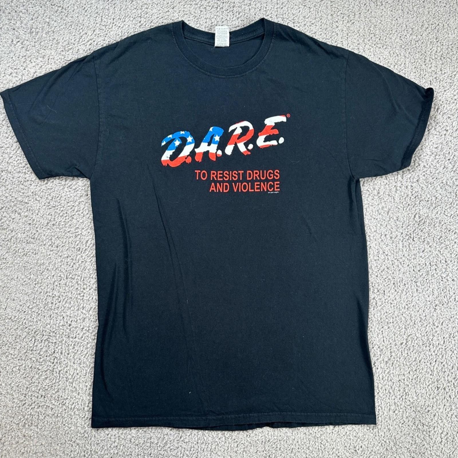 Fruit Of The Loom DARE T Shirt Mens M Black American Flag Logo To Resist Retro Size US M / EU 48-50 / 2 - 1 Thumbnail