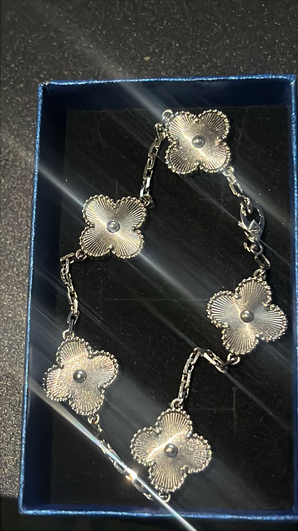 Van Cleef & Arpels Vintage Alhambra bracelet, 5 motifs Size ONE SIZE - 1 Thumbnail