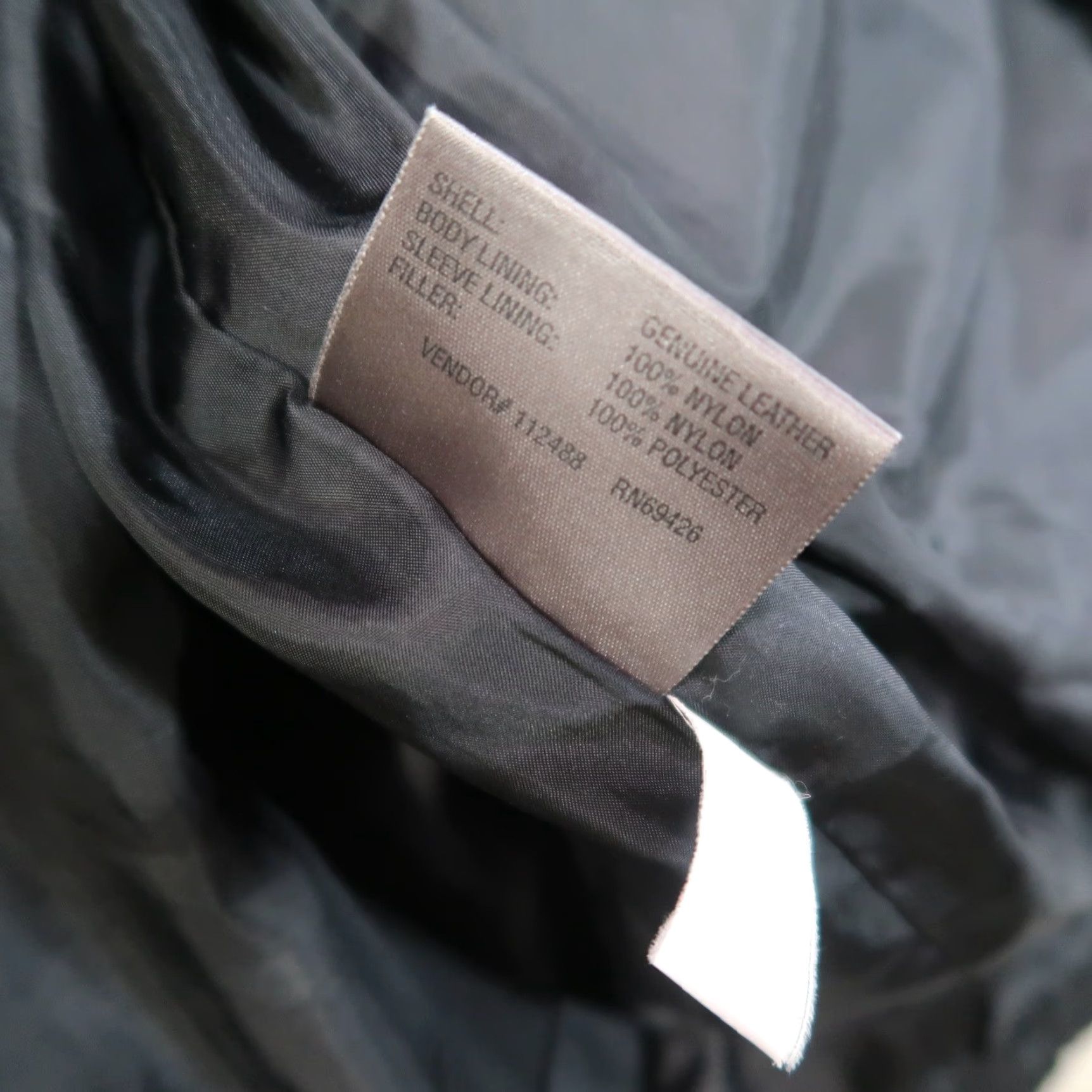 Vintage VINTAGE Wilsons Leather Bomber Jacket Black Leather Full Zip Insulated XLT Men’s Mid-Length Coat/Casual Winter 90s Size US XL / EU 56 / 4 - 6 Thumbnail