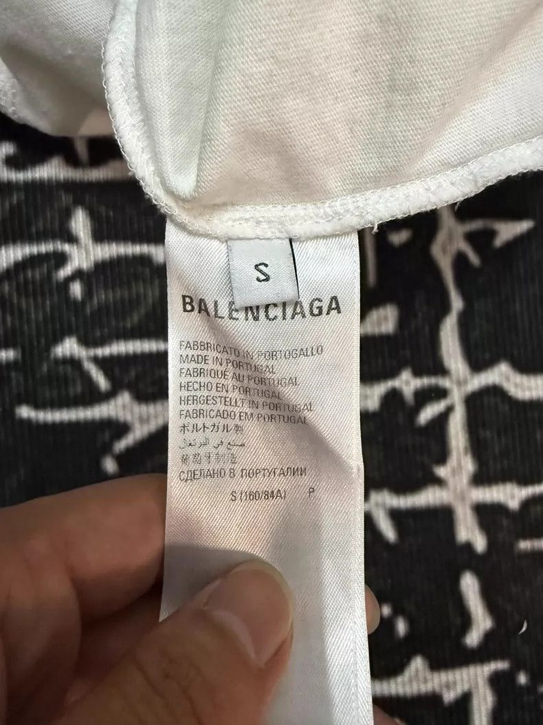 Balenciaga Balenciaga Casual short-sleeved T-shirt with cursive lette Size US S / EU 44-46 / 1 - 5 Thumbnail