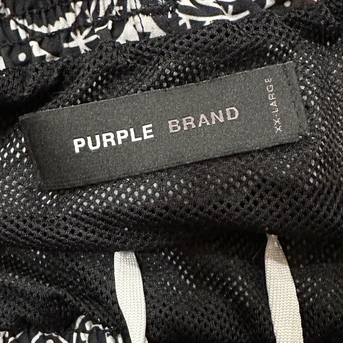 Purple Brand Purple BRAND ECRU Bred Paisley Swim Short Size XXL Size US 38 / EU 54 - 3 Thumbnail
