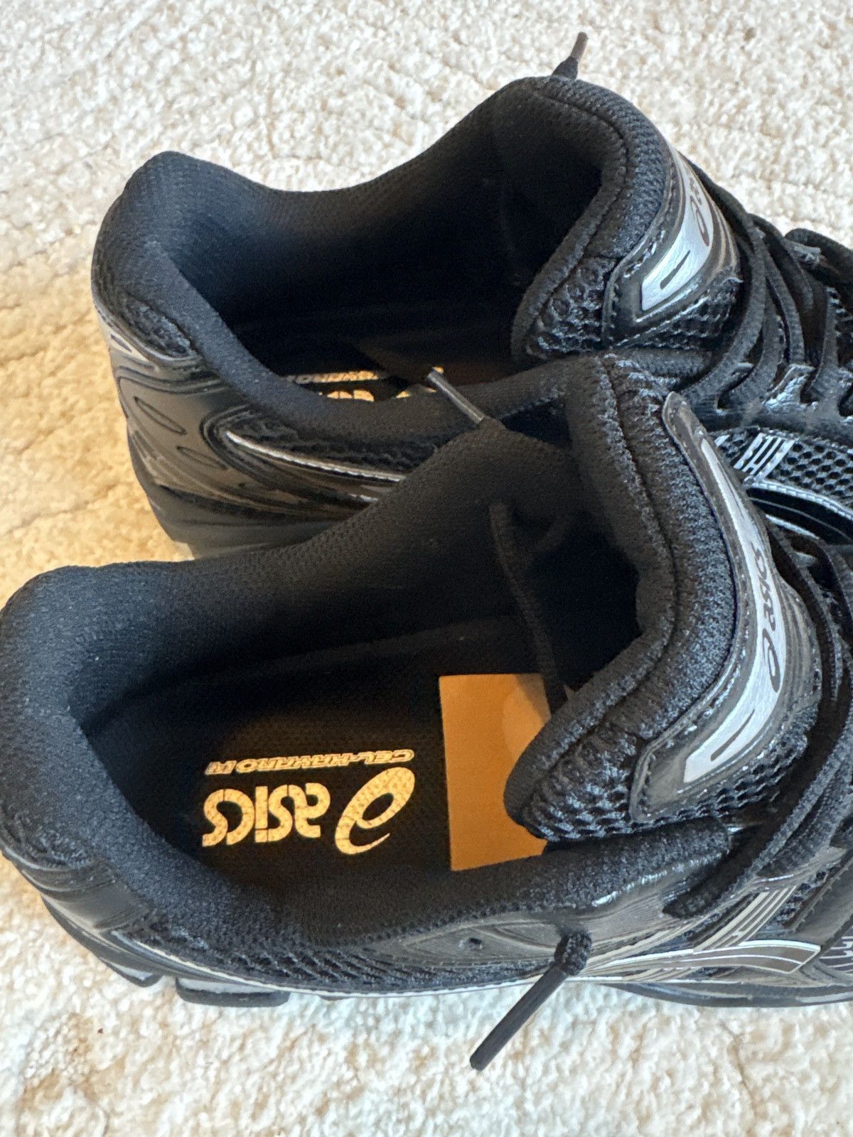 Asics ASICS Kayano 14 Size US 10 / EU 43 - 5 Thumbnail
