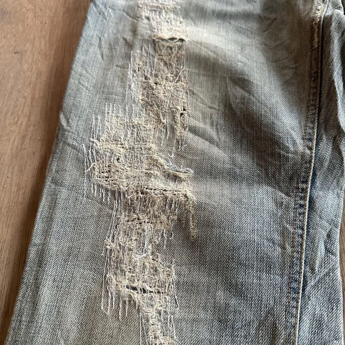 Dolce & Gabbana SICKSS 💥 VTG DOLCE&GABBANA DISTRESSED DENIM LIGHTWASH PANT Size US 34 / EU 50 - 14 Thumbnail