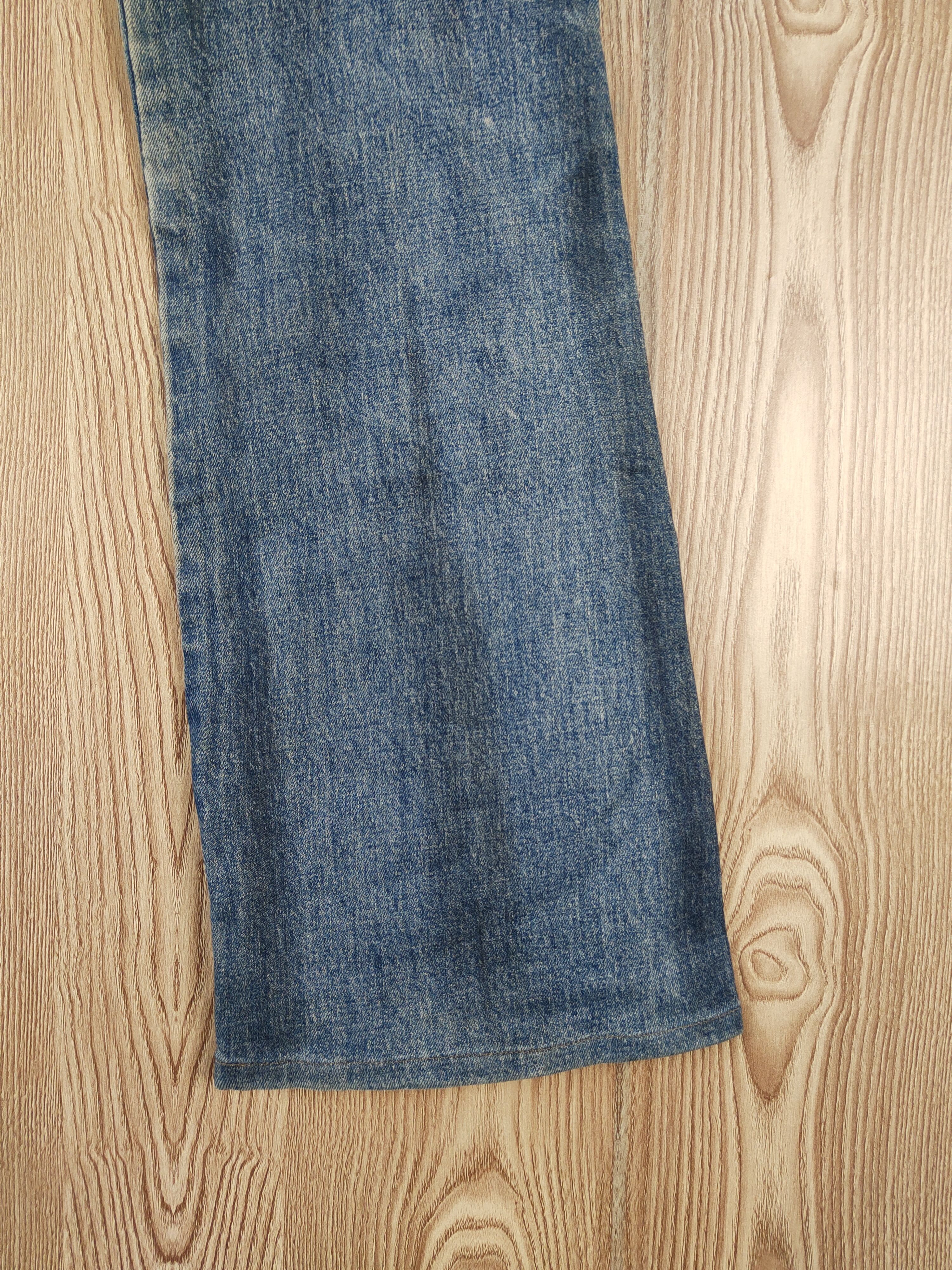 Burberry Burberry Blue Faded Distressed Ripped Jeans #W099 Size 26" / US 2 / IT 38 - 12 Thumbnail