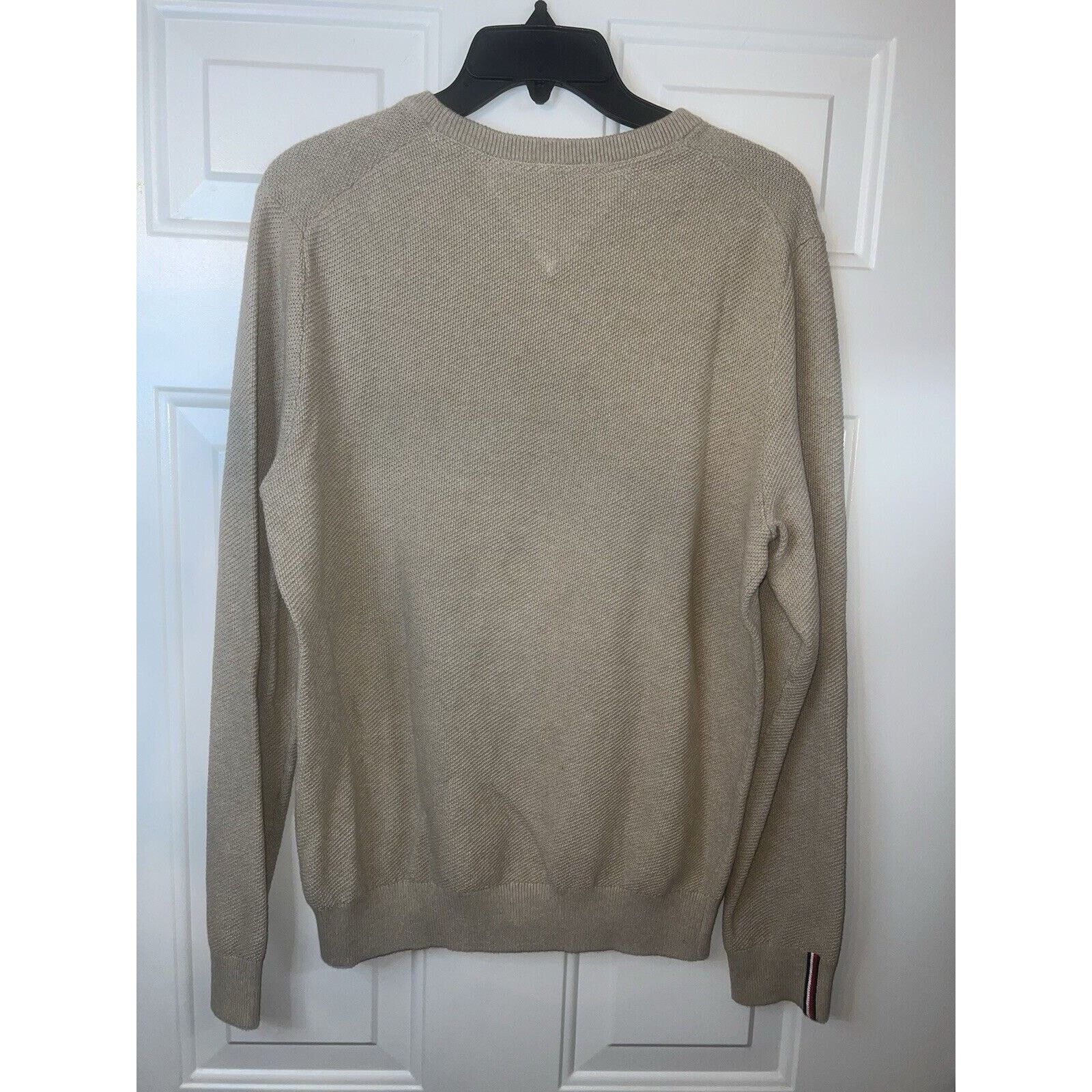 Tommy Hilfiger Tommy Hilfiger Mens Sweater Tan Red White Size Medium Size US M / EU 48-50 / 2 - 3 Thumbnail