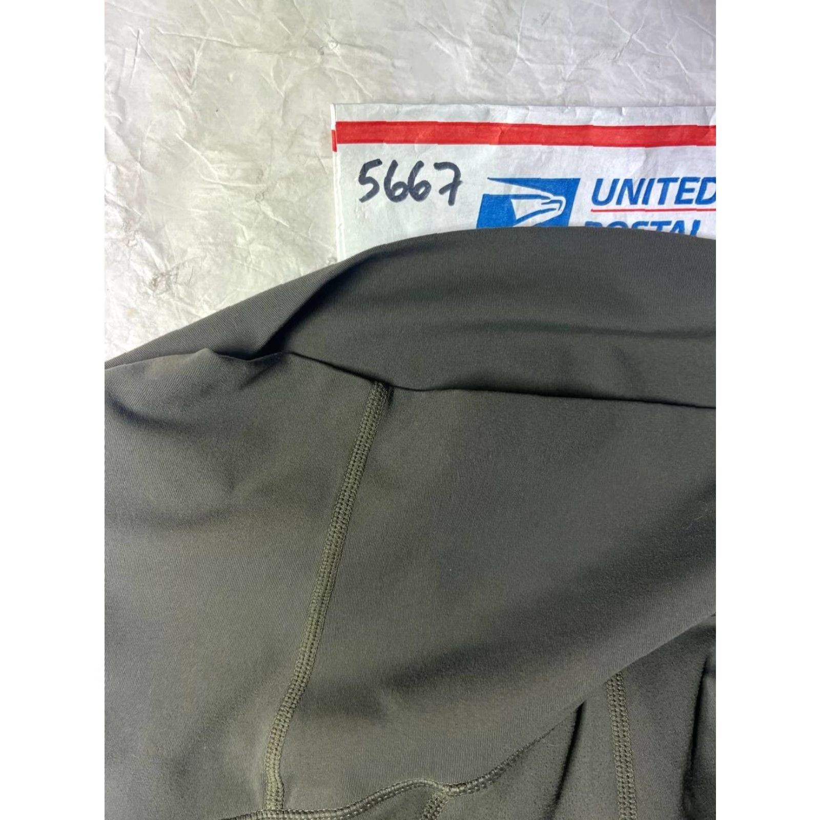Fabletics Fabletics Leggings Women XS Military Green Athletic Pockets Activewear Size 26" / US 2 / IT 38 - 8 Thumbnail