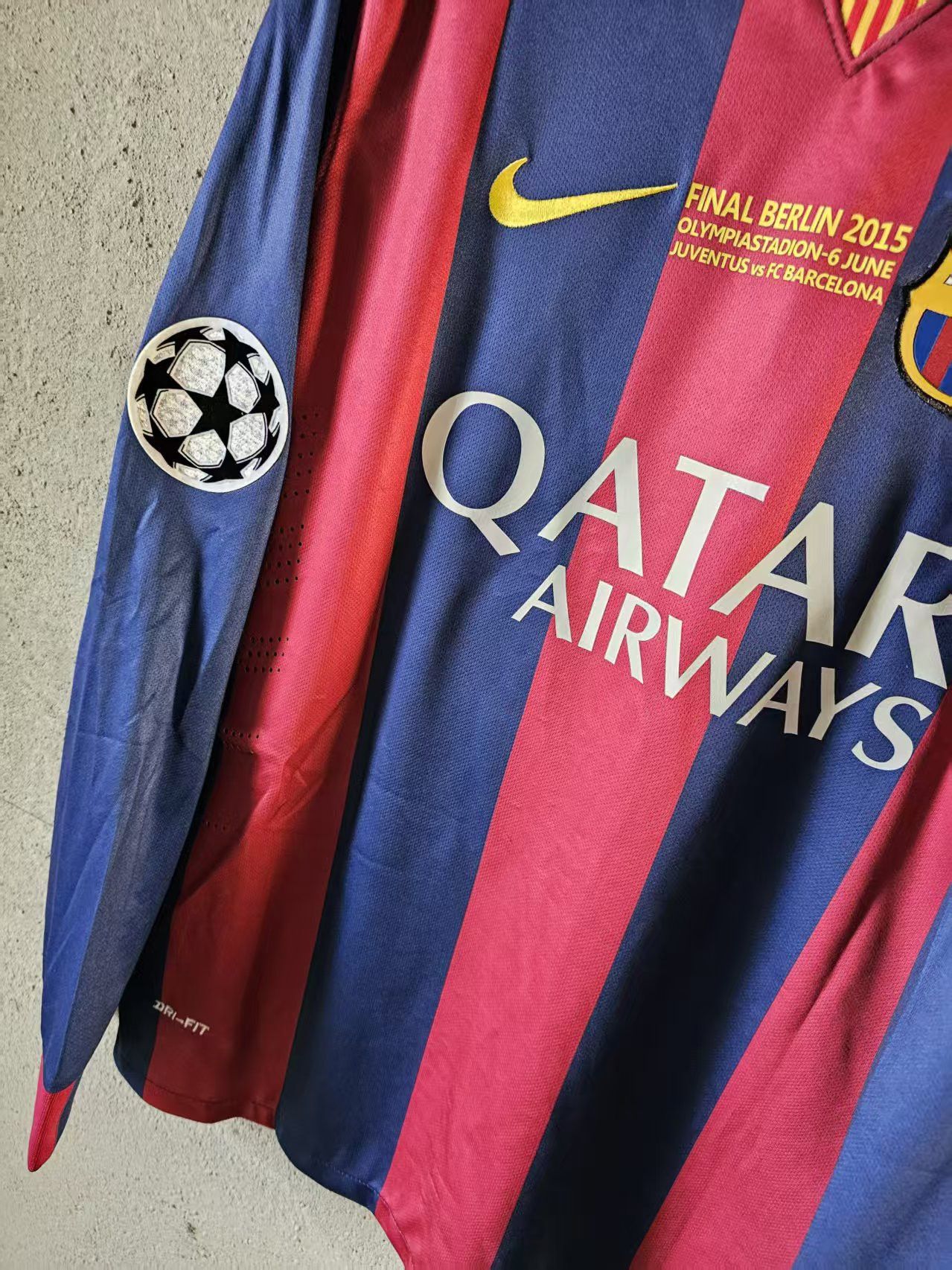 Other 2015 Barcelona #11 Neymar Jersey Home Size US L / EU 52-54 / 3 - 4 Thumbnail