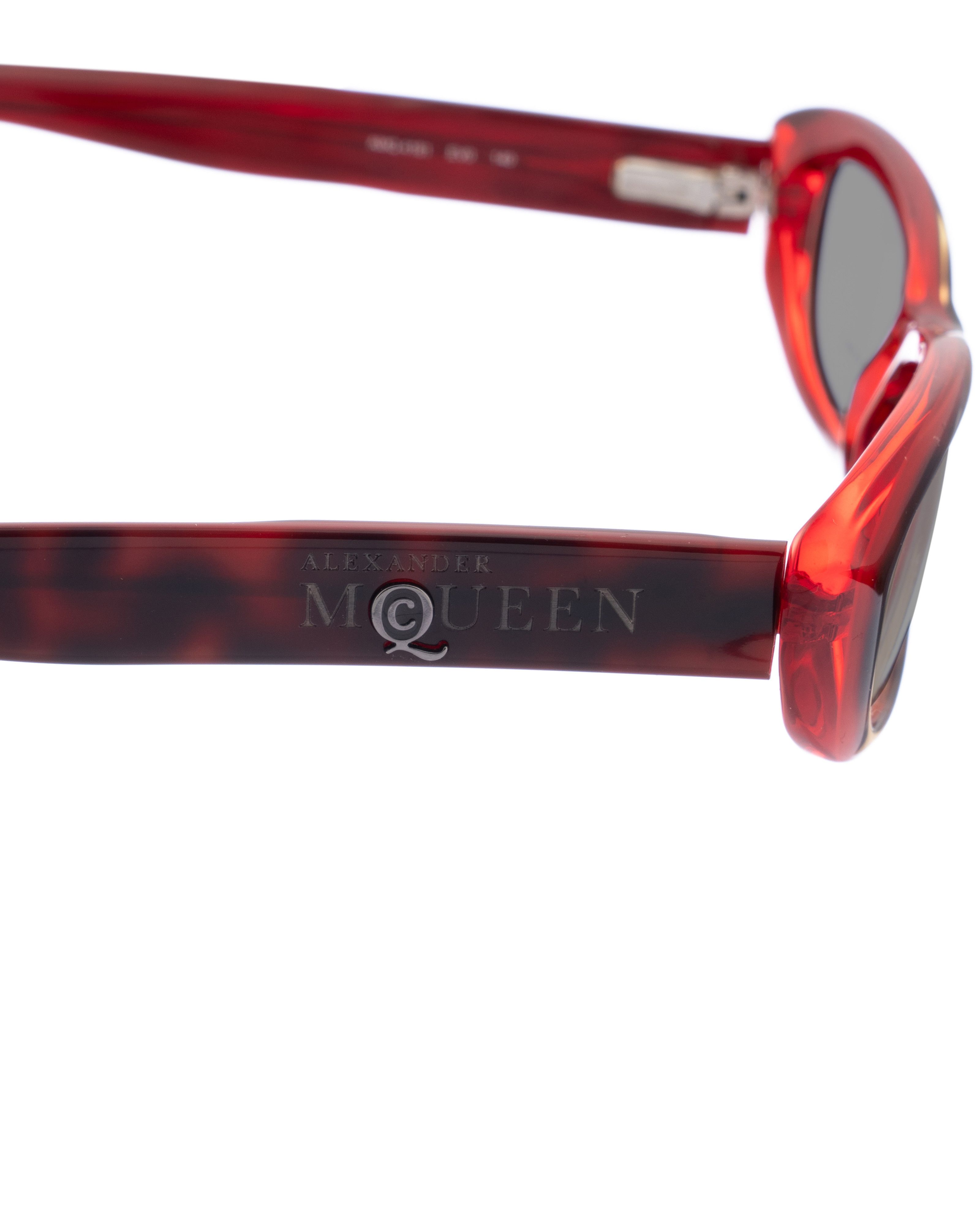 Alexander McQueen Alexander McQueen 90s Red Cat Eye Transparent Sunglasses Size ONE SIZE - 3 Thumbnail