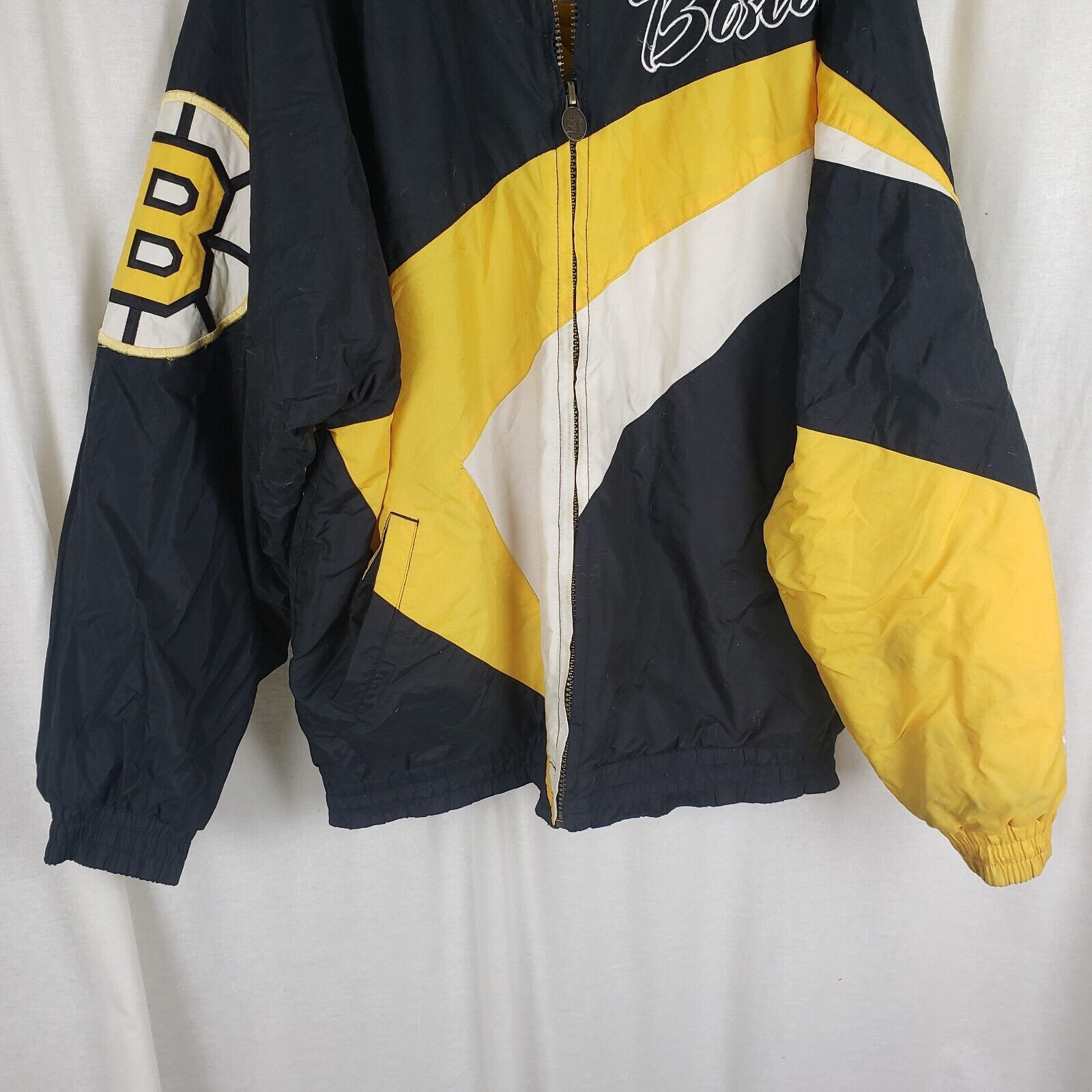 Lee Vtg Lee Sport Boston Bruins Hooded Puffer Jacket Parka L NHL Size US L / EU 52-54 / 3 - 3 Thumbnail