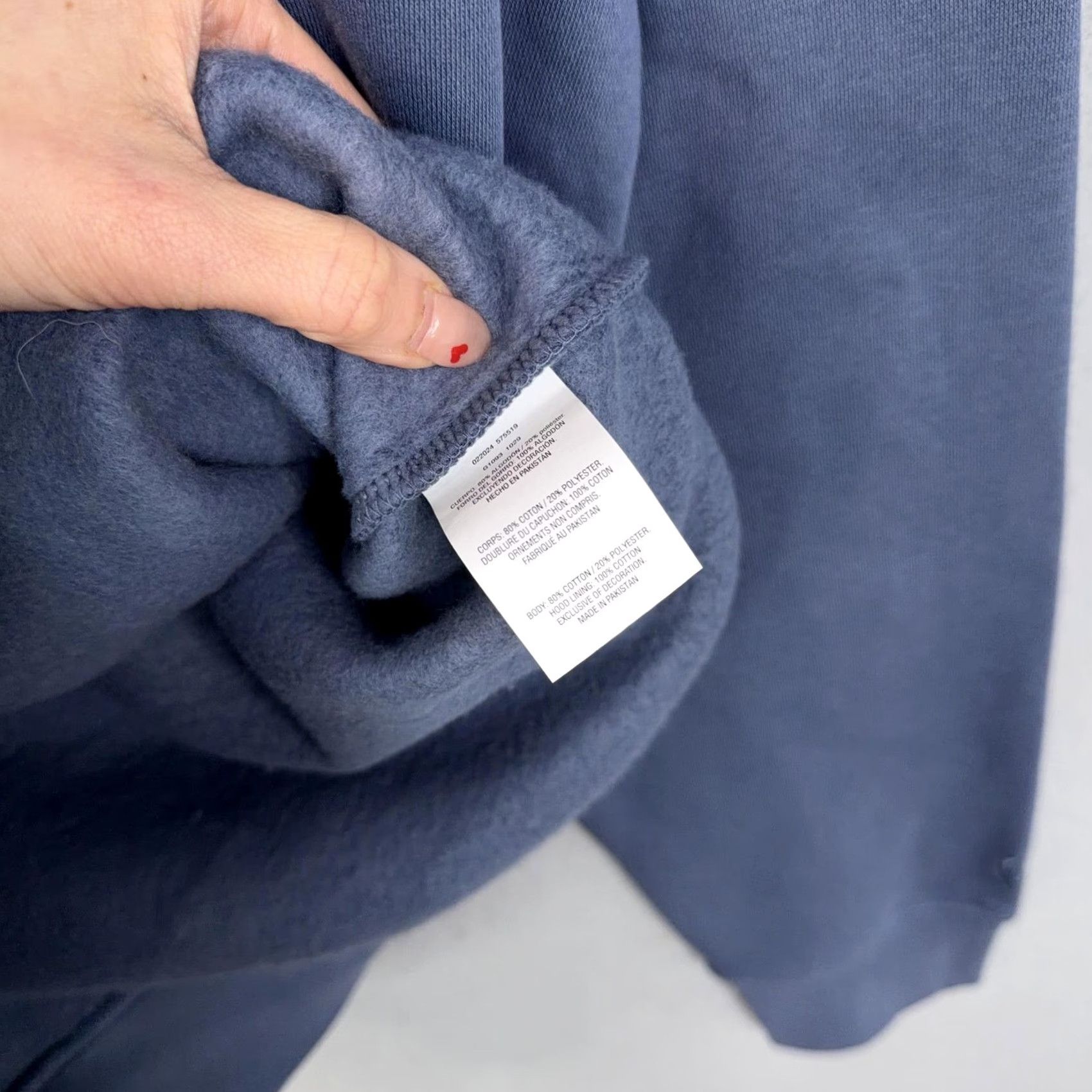 Vintage Gear For Sports Wanderer Breckenridge Hoodie Mens Large Blue Fleece Pullover NWT Clothing Sweatshirt Kangaroo Pocket Size US L / EU 52-54 / 3 - 5 Thumbnail