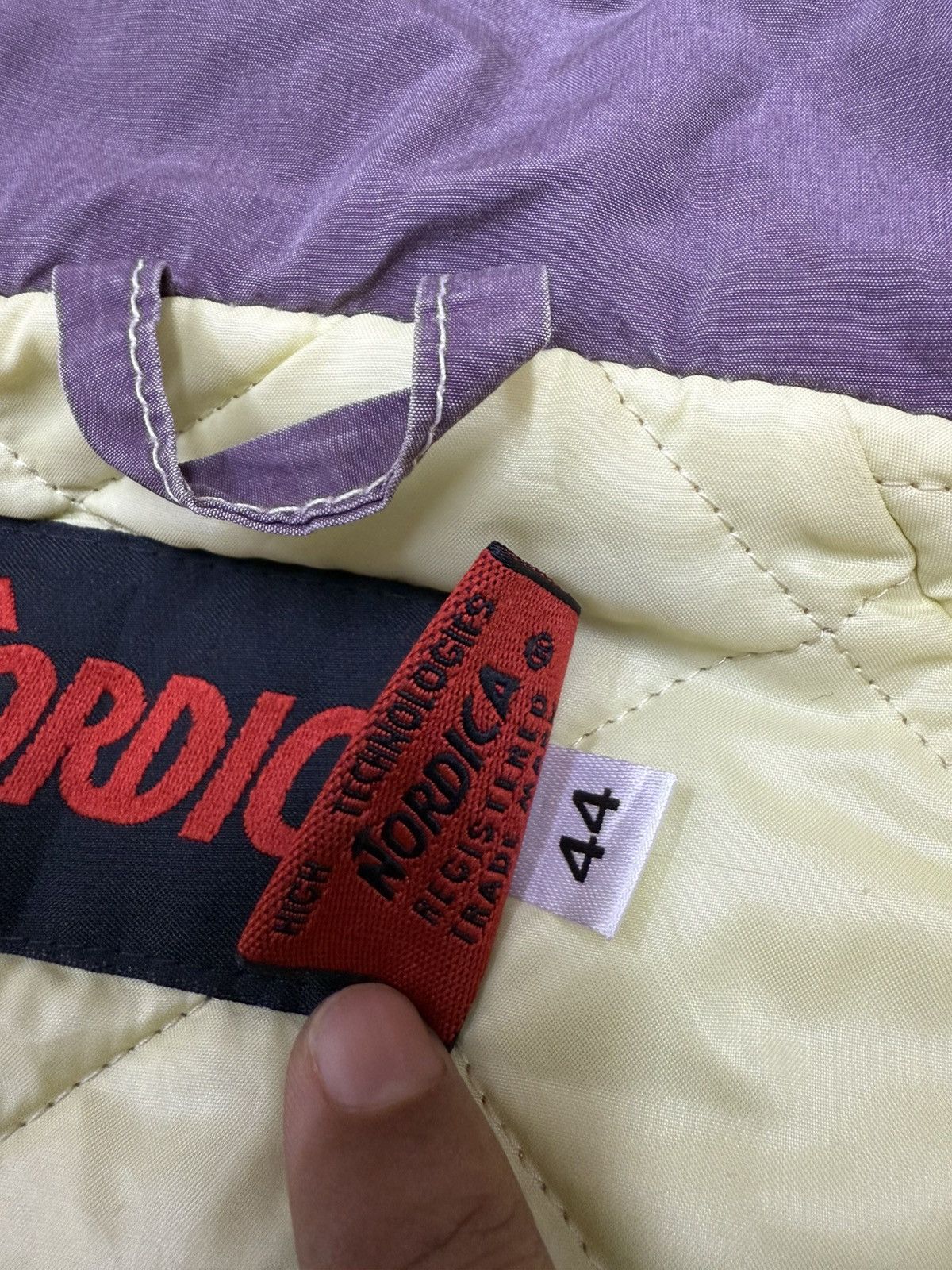 Vintage Vintage Nordica Riri Ziper Multicolour Ski Wear Jacket Size US XL / EU 56 / 4 - 9 Thumbnail
