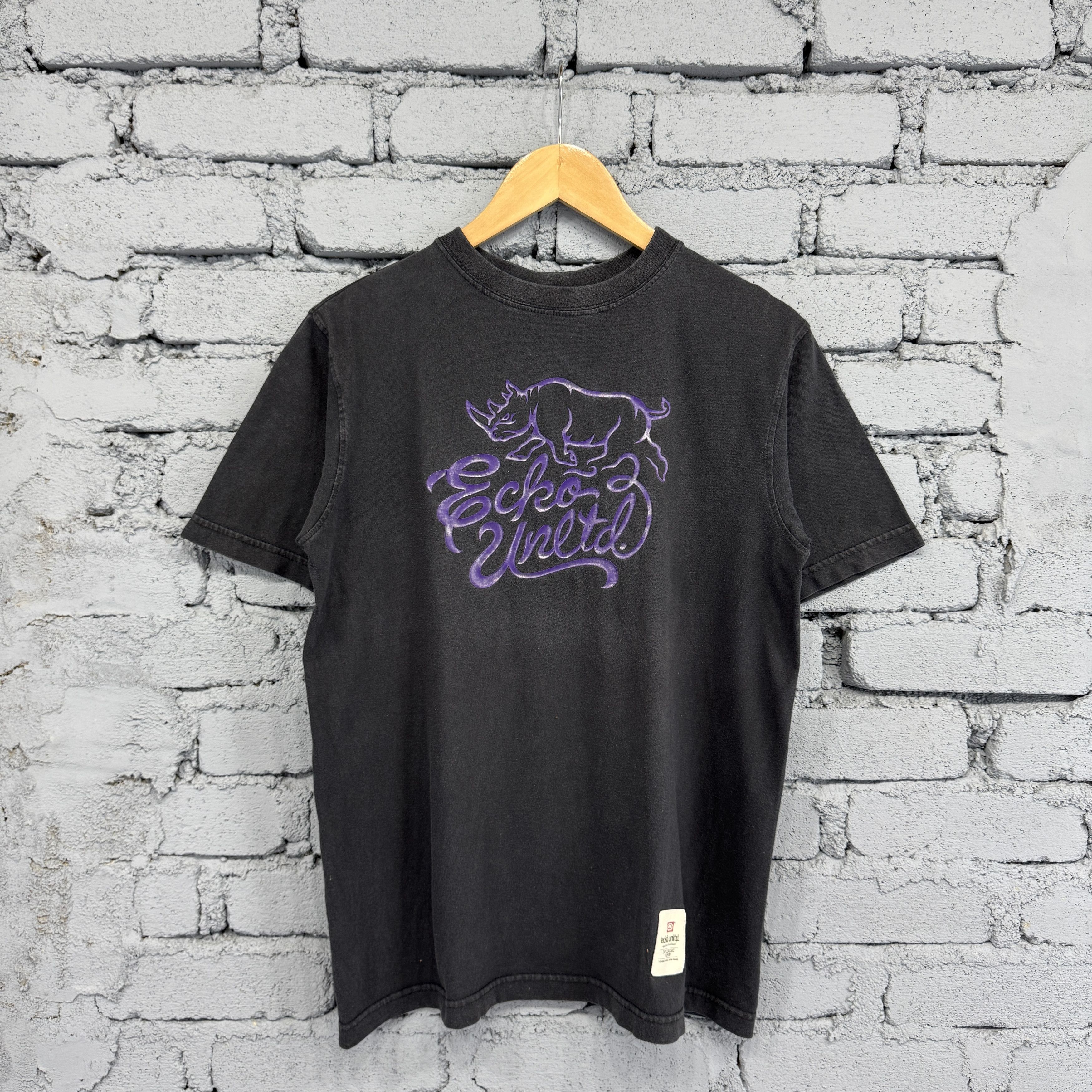Ecko Unltd. Vintage Ecko Unltd Black Rhinoceros Logo Sunfaded Tshirt Size US XS / EU 42 / 0 - 1 Thumbnail