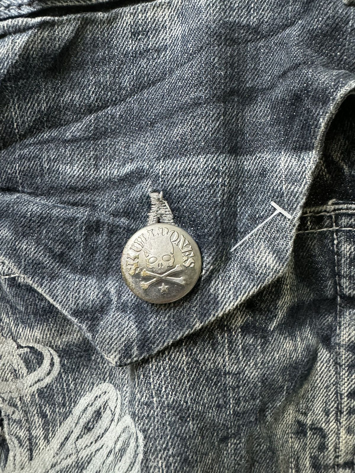 Japanese Brand Avantgarde Wild Life Distressed denim Size US 35 - 9 Thumbnail