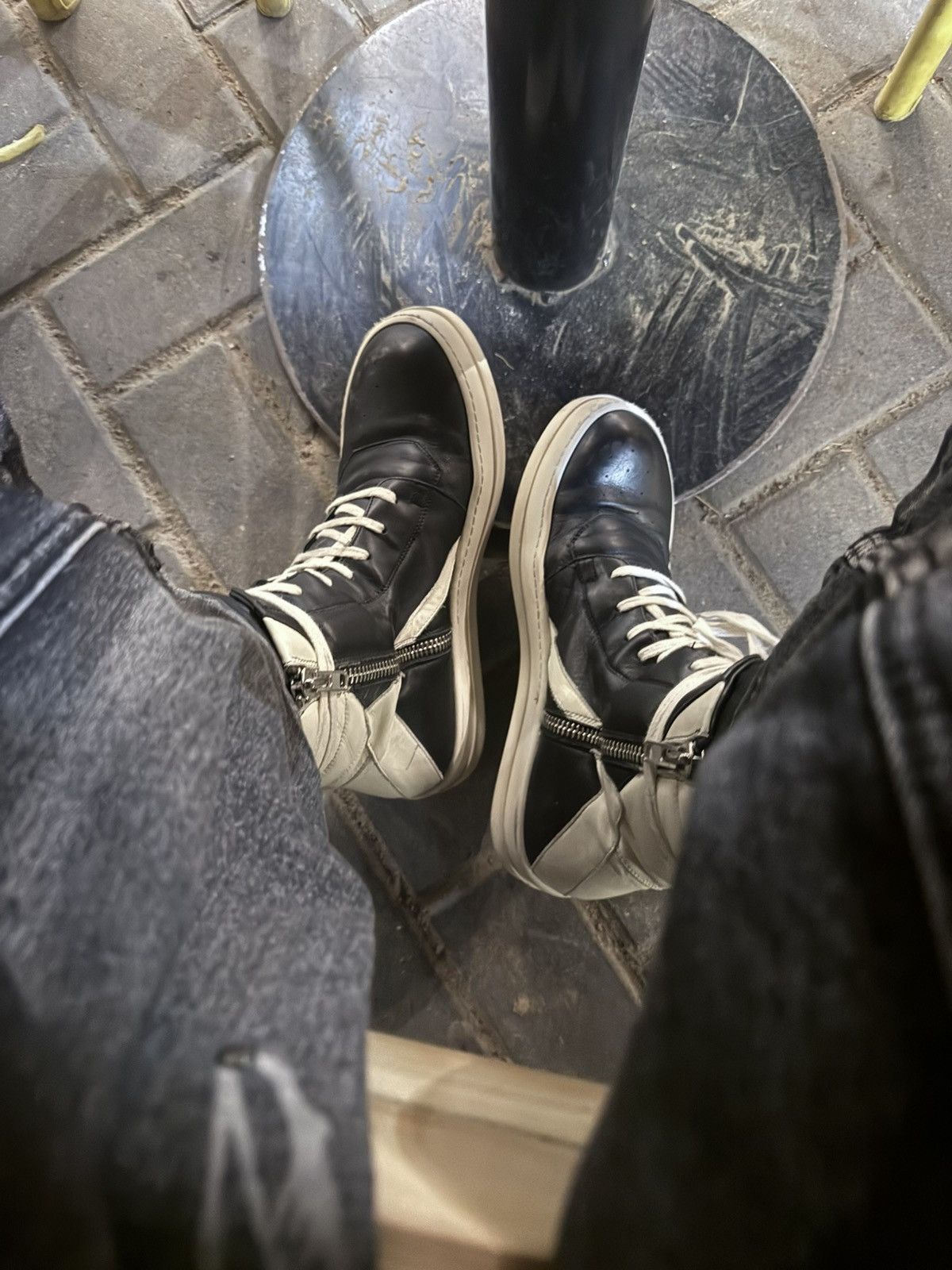 Rick Owens Rick Owens FW2007 Geobaskets Black/Cream Hi-Top Sneakers Size US 9 / EU 42 - 7 Thumbnail