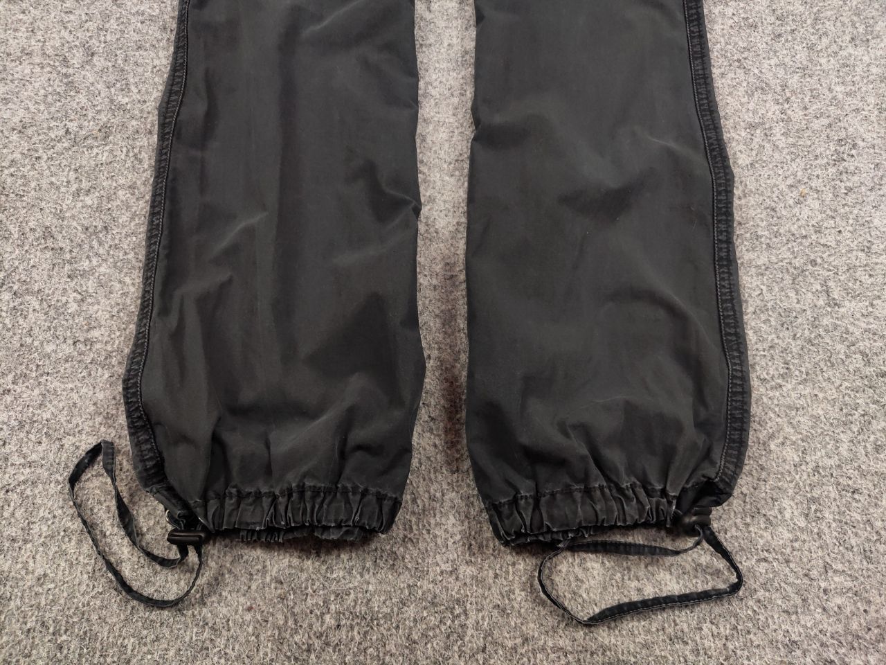Japanese Brand Vintage 90's Japan Style Parachute Black Faded Cargo Pants Size US 30 / EU 46 - 4 Thumbnail