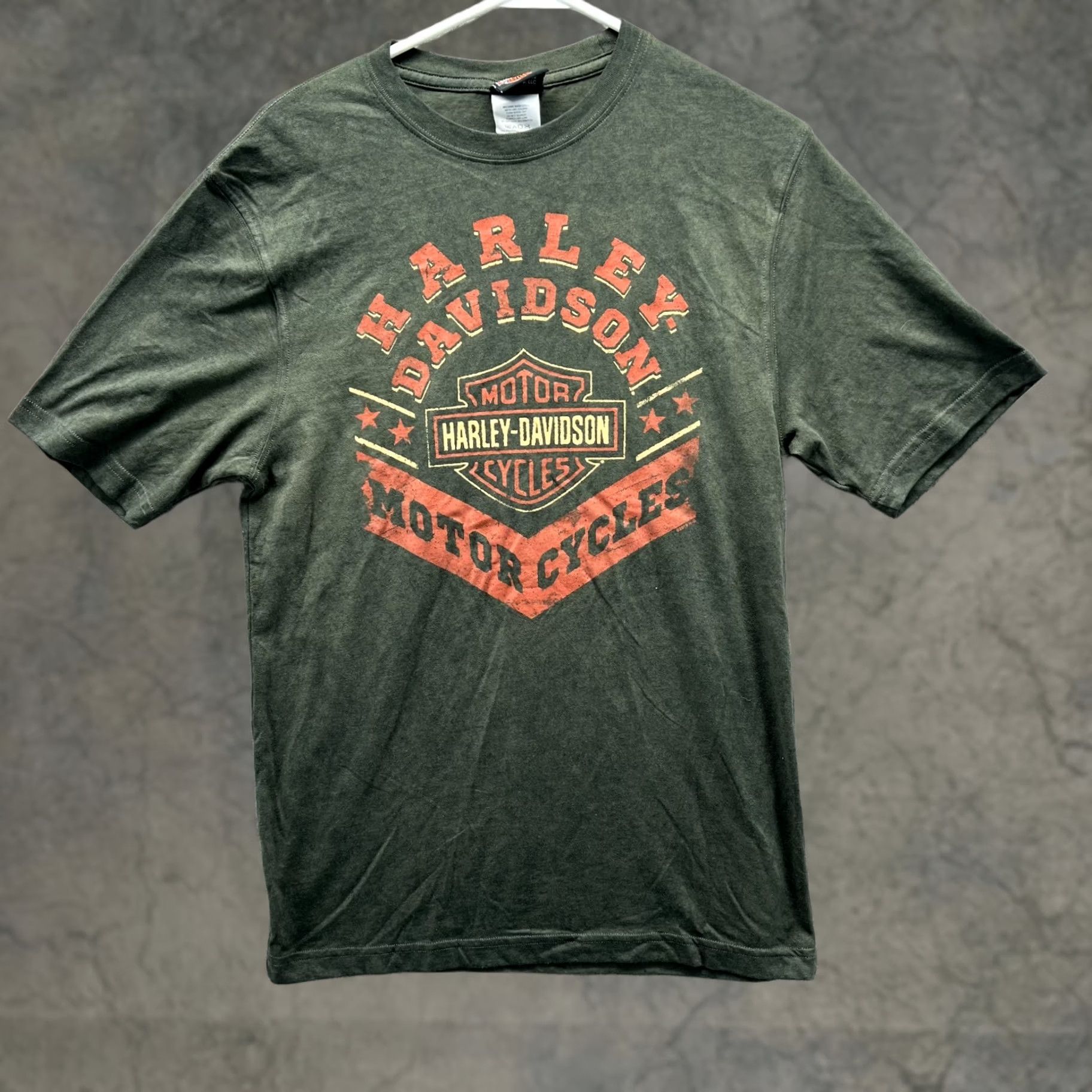 Harley Davidson Harley-Davidson Shirt Men Small Olive Green Orange Crewneck 2018 Motorcycle Vintage No Logo T-Shirt Size US S / EU 44-46 / 1 - 1 Thumbnail