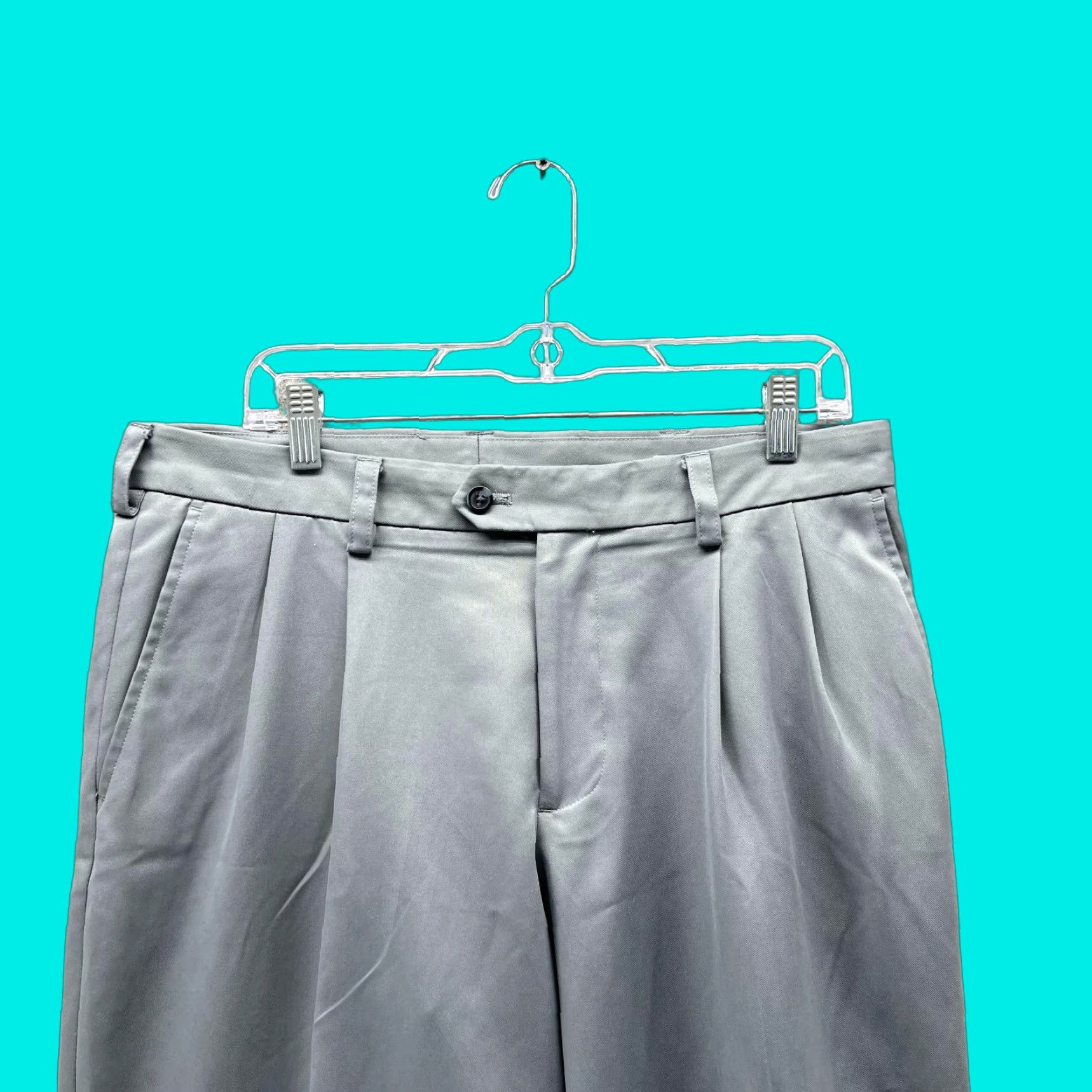 Izod IZOD Pants Men 33x30 Gray Chino Pleated Regular Rise Mid-Formal Slim Hang Straight Pocket Trousers Size US 33 - 1 Thumbnail