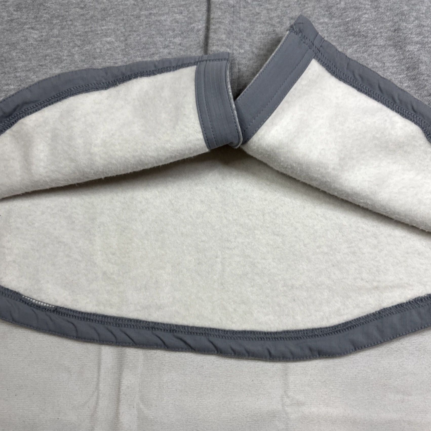 Under Armour Under Armour Shirt Shacket Fleece Flannel Gray Large Men's Button-Up Collar Spread Long Sleeve Pockets Casual Outdoor Cold Gear Size US L / EU 52-54 / 3 - 6 Thumbnail