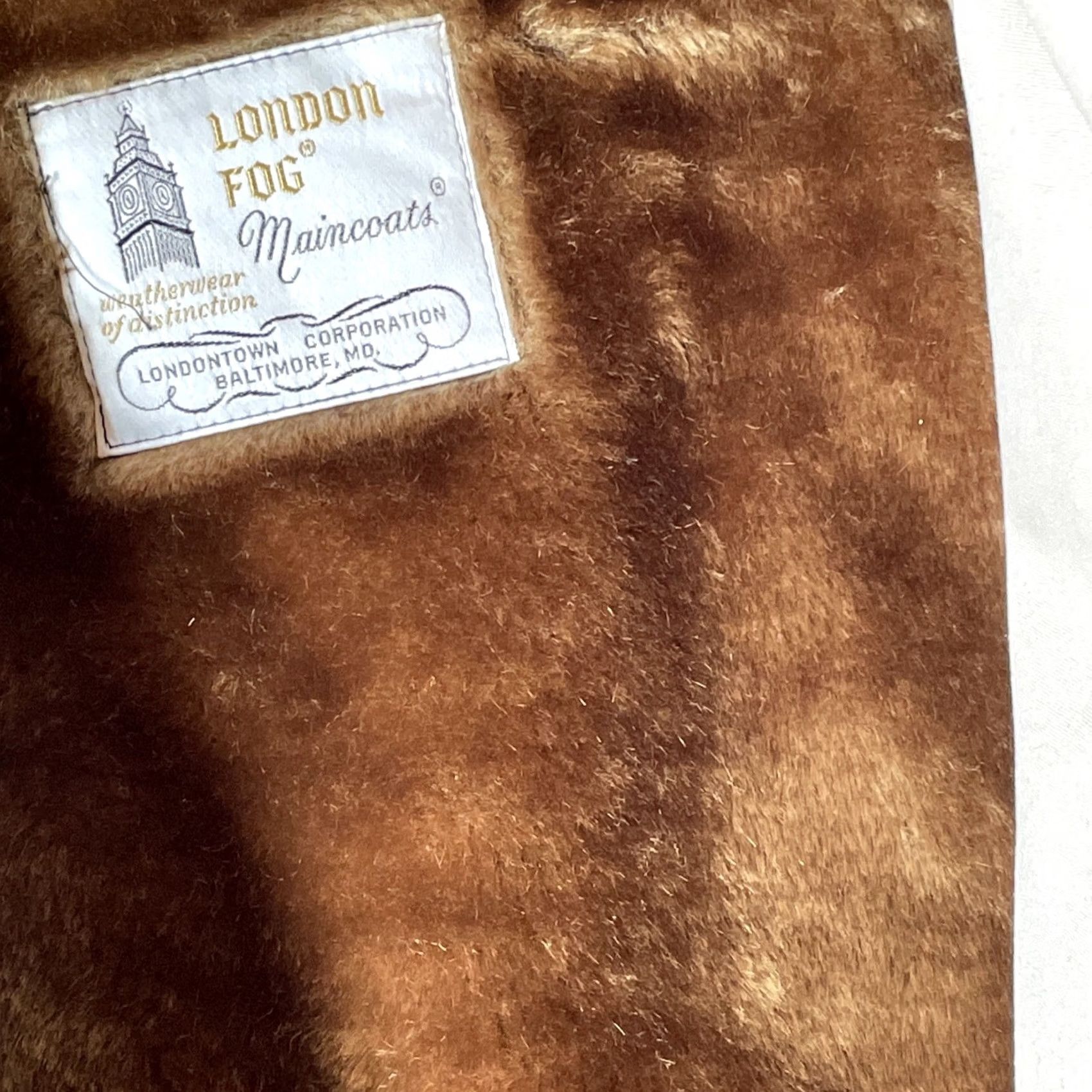 London Fog VINTAGE London Fog Trench Coat Beige 1970s 42 Long With Zip Removable Lining EUC Beige Trench Coat/Mac Mens Womens? Size US XS / EU 42 / 0 - 4 Thumbnail