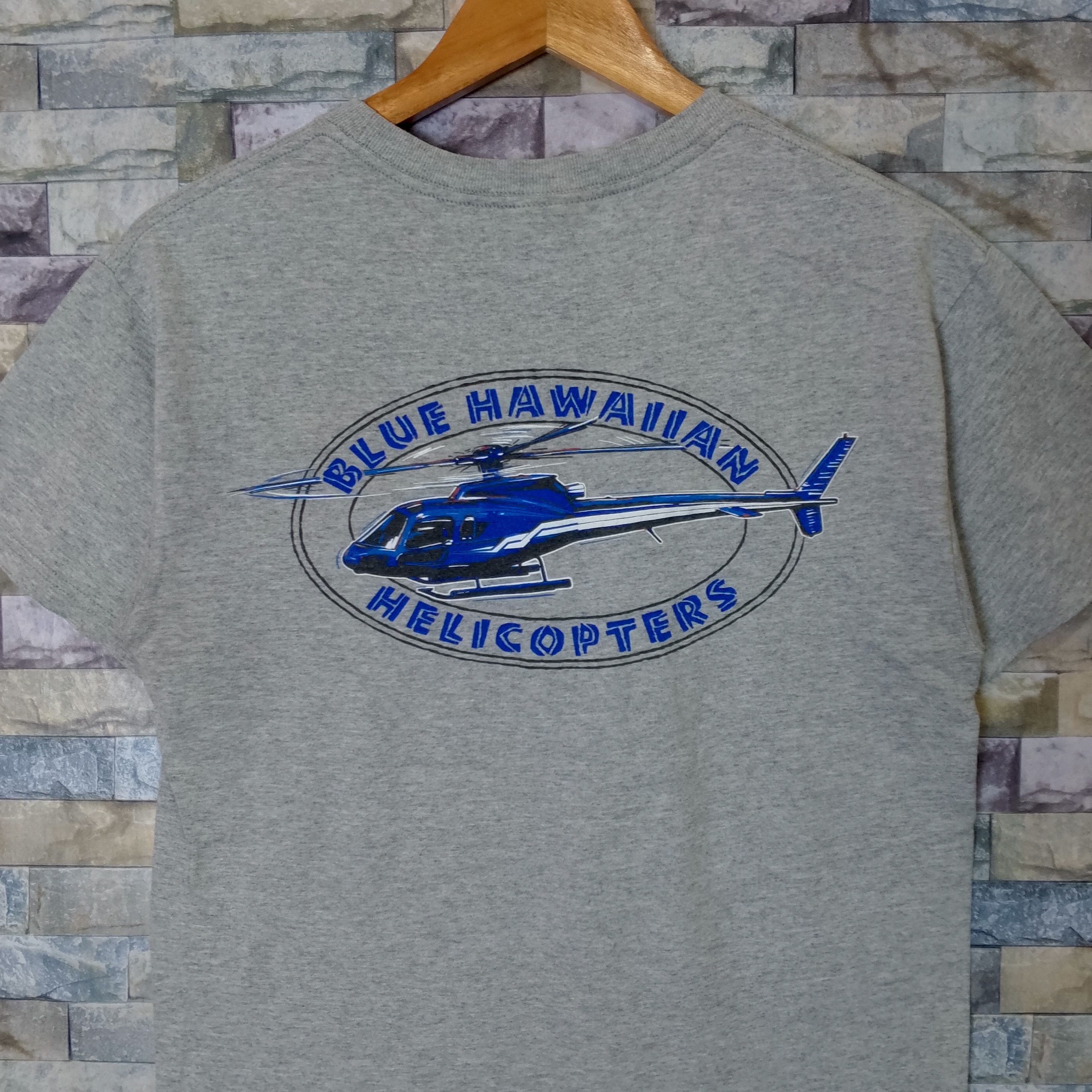 Vintage Vintage Blue Hawaiian Helicopter Size US S / EU 44-46 / 1 - 3 Thumbnail