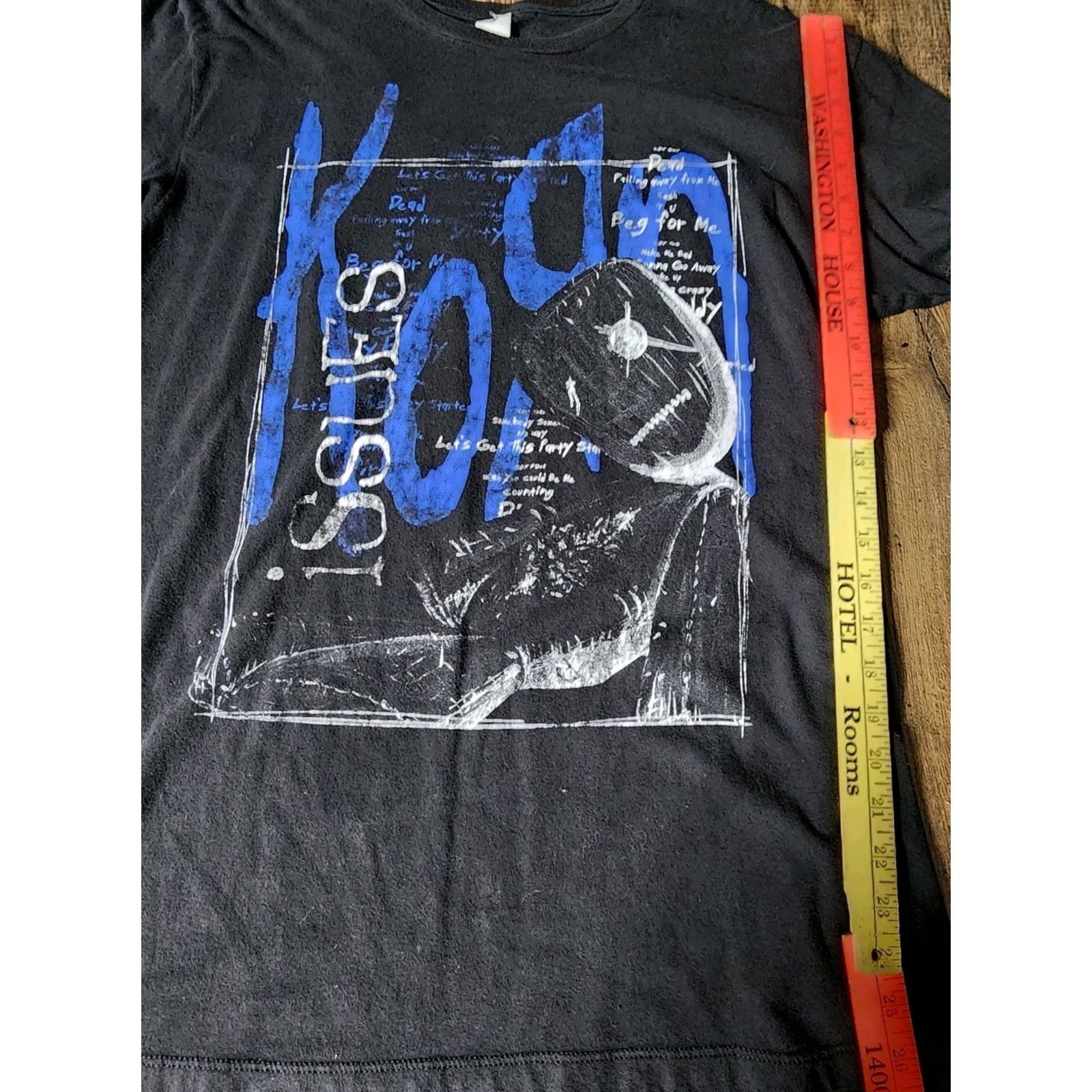 Vintage Pacific Korn Metal Band Tee Shirt M Adults Black Short Sleeve Crew Neck 90s Music Korn Vintage N/A Size US M / EU 48-50 / 2 - 4 Thumbnail