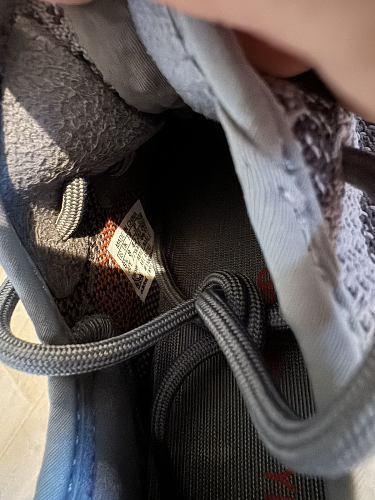 Adidas × Yeezy Yeezy Boost 350 V2 Grey Beluga 2.0 Size US 8.5 / EU 41-42 - 8 Thumbnail