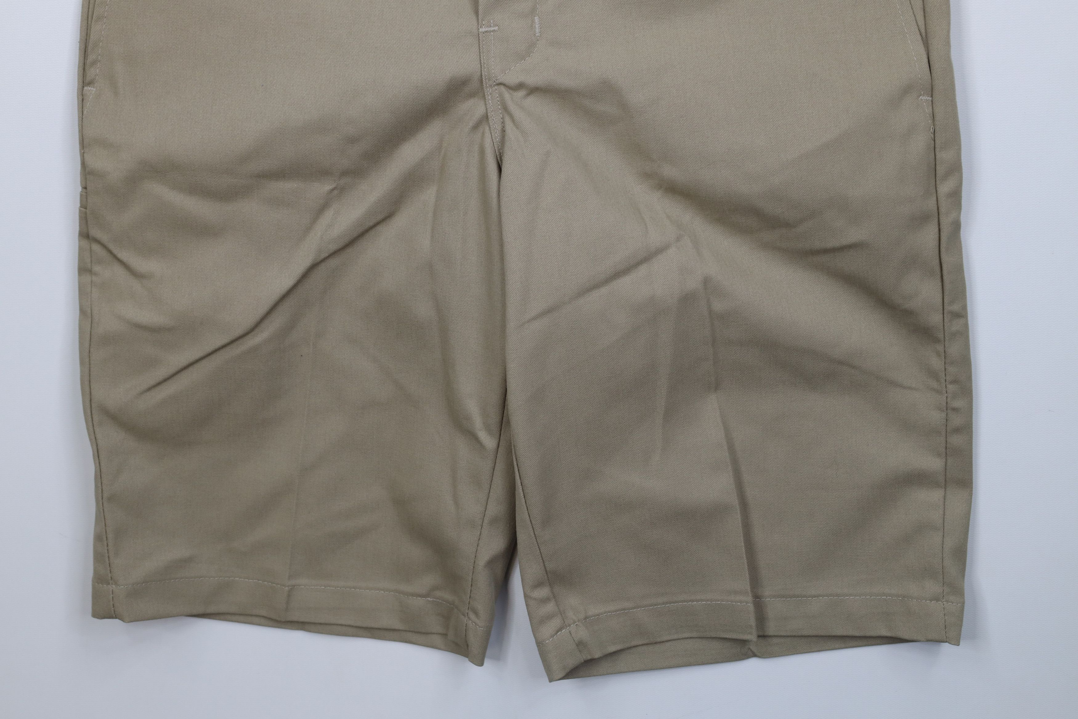 Dickies Deadstock Vintage Y2K Dickies Workwear Mechanic Shorts Beige Size US 32 / EU 48 - 4 Thumbnail