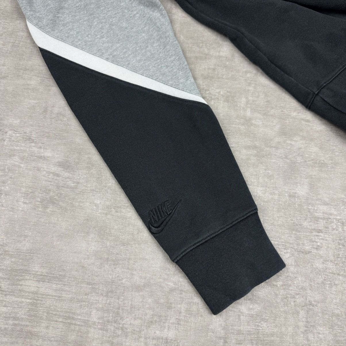 Nike Nike Swoosh Sweatshirt Size US S / EU 44-46 / 1 - 17 Thumbnail