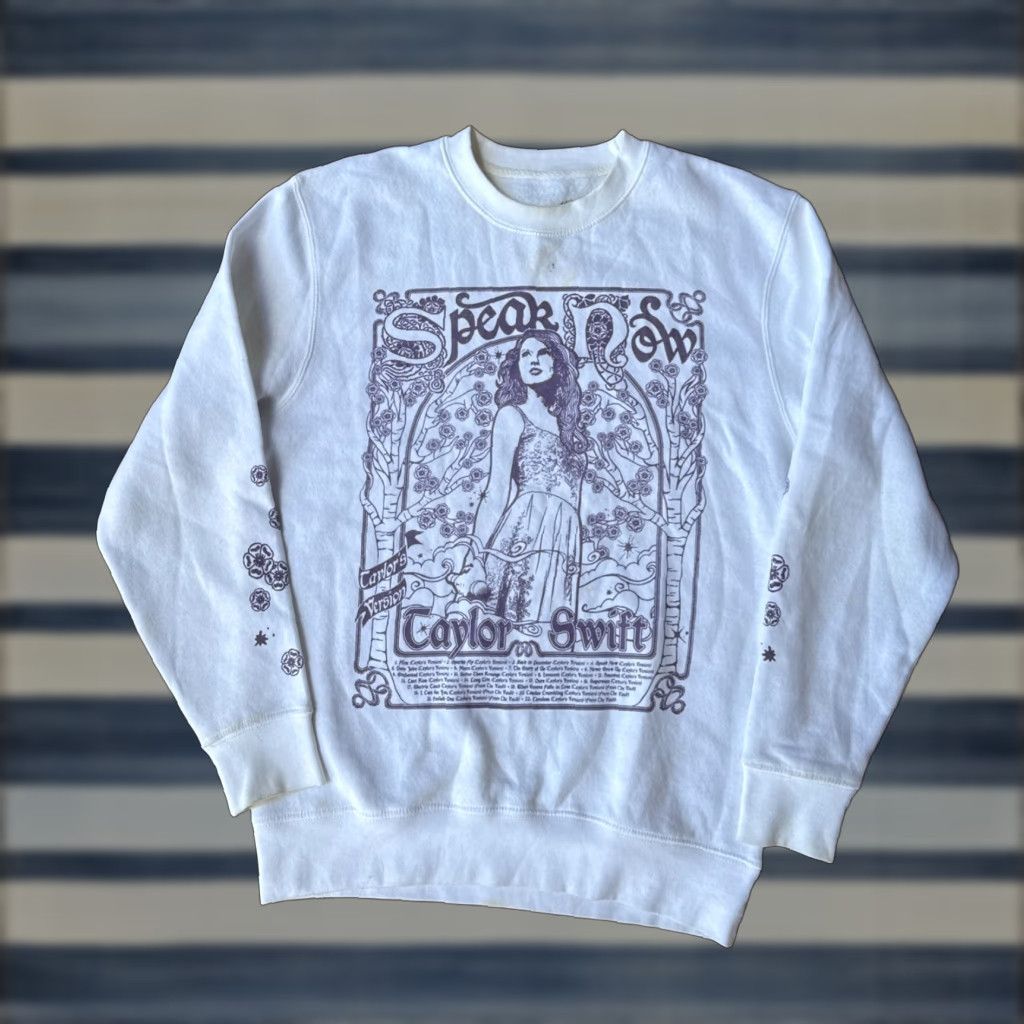 Vintage **Taylor Swift Speak Now Era Cream Sweatshirt Women's Medium** User: Taylor Swift Speak Now Era Cream Sweatshirt Women's Medium Size M / US 6-8 / IT 42-44 - 1 Thumbnail