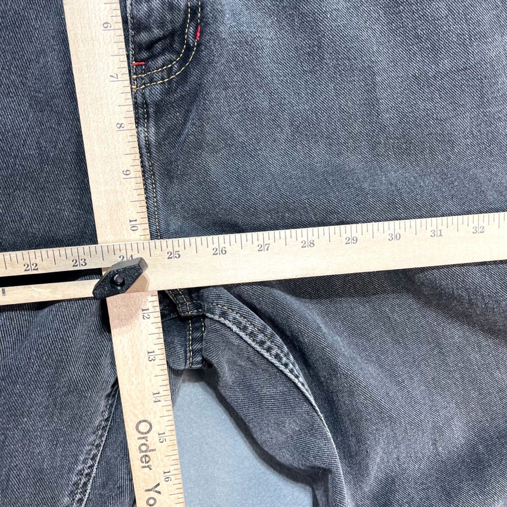 Tommy Hilfiger VINTAGE Tommy Jeans Mens Jeans 42x32 Black Distressed Grunge Baggy 2002 Denim/Denim Jeans 5-Pocket Mens Distressed Grunge 2002 Size US 42 / EU 58 - 6 Thumbnail