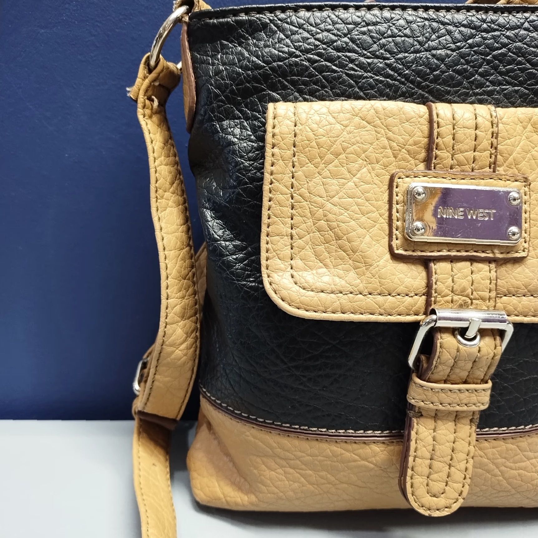 Nine West Nine West Crossbody Bag Monogram Black Tan Two Tone Adjustable Straps Womens Medium Modern Size ONE SIZE - 3 Thumbnail