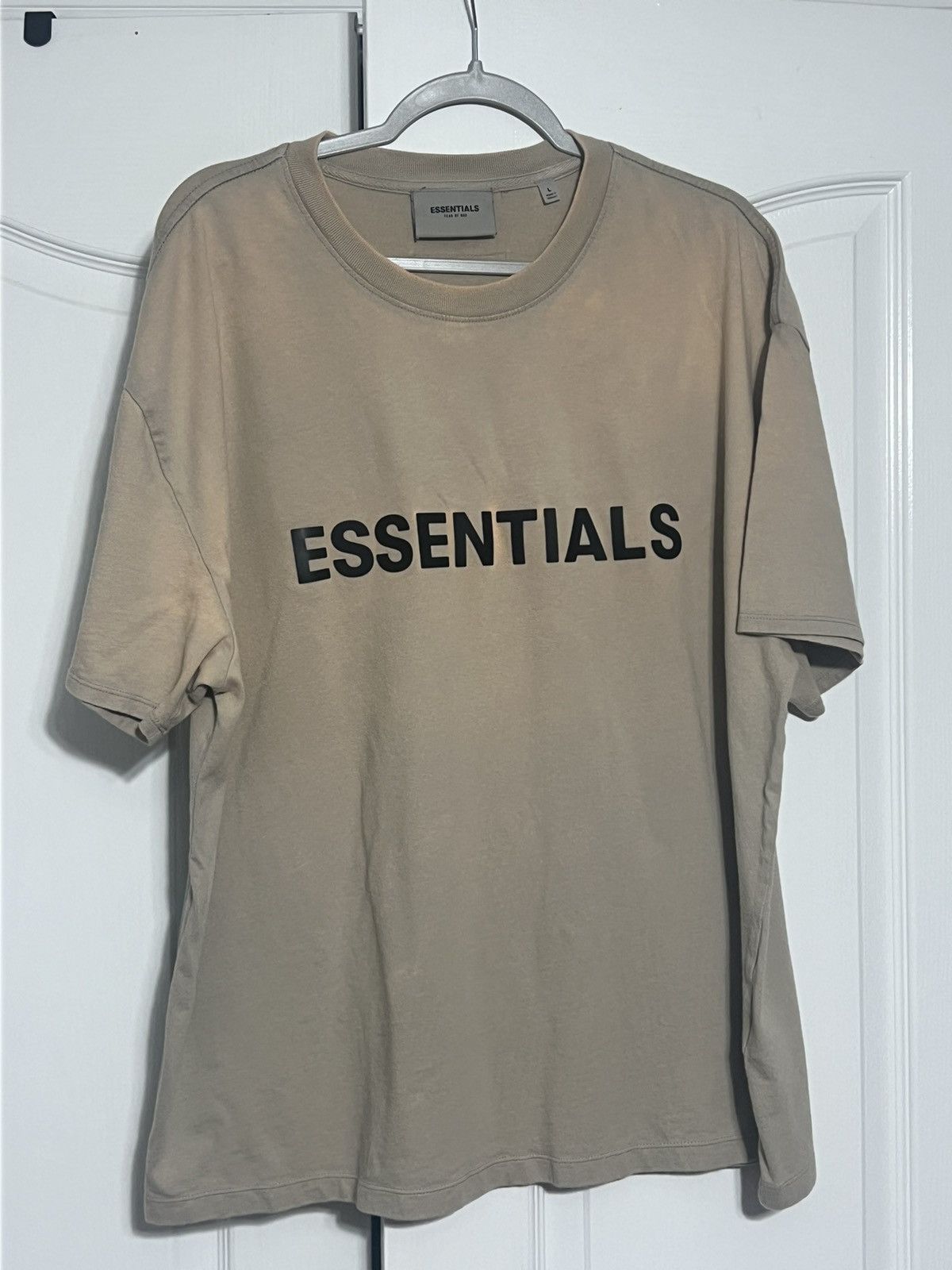 Essentials × Fear of God Fear of God Essentials Tee Applique Logo 