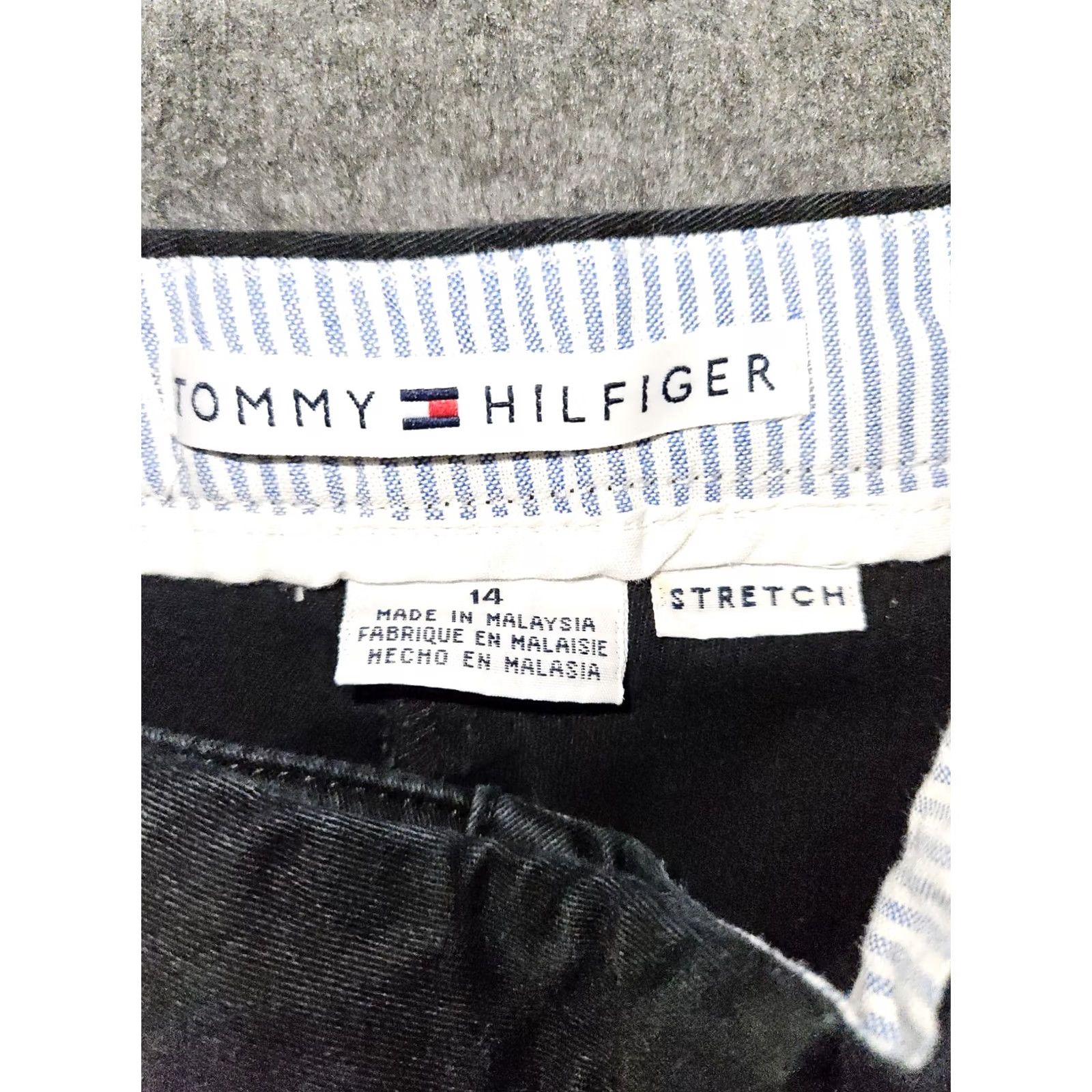 Tommy Hilfiger VINTAGE Tommy Hilfiger Chino Capris Shirt Womens 14 Navy Blue Mid Rise Y2K Workwear Size ONE SIZE - 2 Thumbnail
