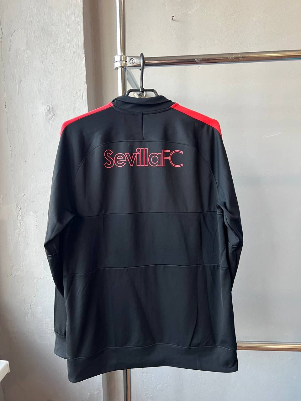 Nike 2019/20 SEVILLA FC TRAINING TRACK FOOTBALL SOCCER JACKET L Size US L / EU 52-54 / 3 - 11 Thumbnail
