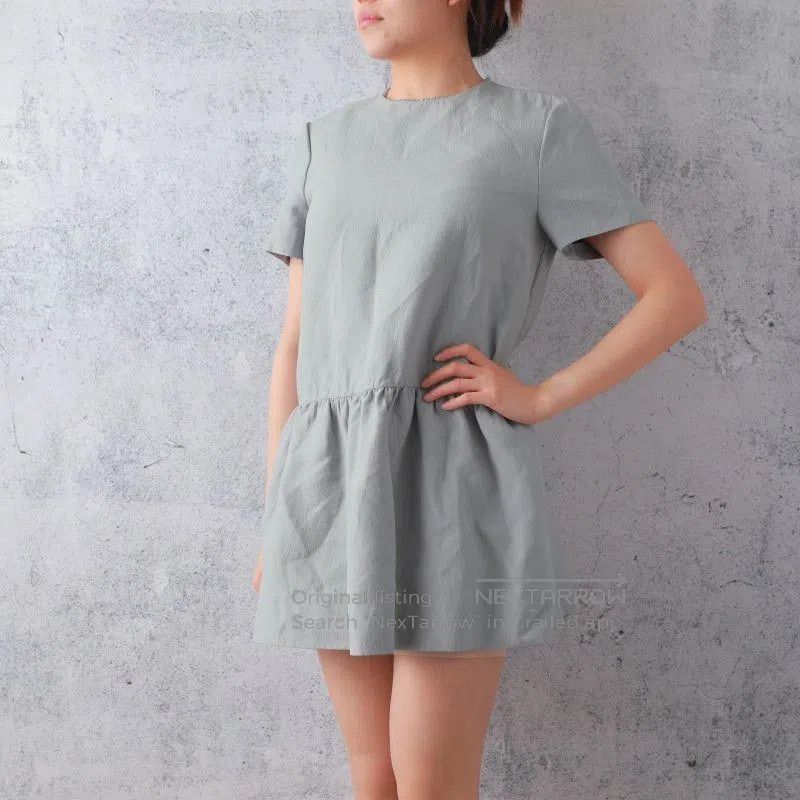 Valentino Valentino Gray Short-Sleeve Dress 40. Size S / US 4 / IT 40 - 1 Thumbnail