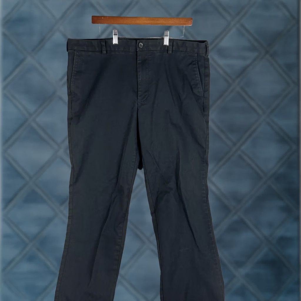 Brooks Brothers Brooks Brothers Clark Fit Chino Pants Mens 42x30 Black Flat Front Straight Leg Casual Dress Trousers Size US 42 / EU 58 - 1 Thumbnail