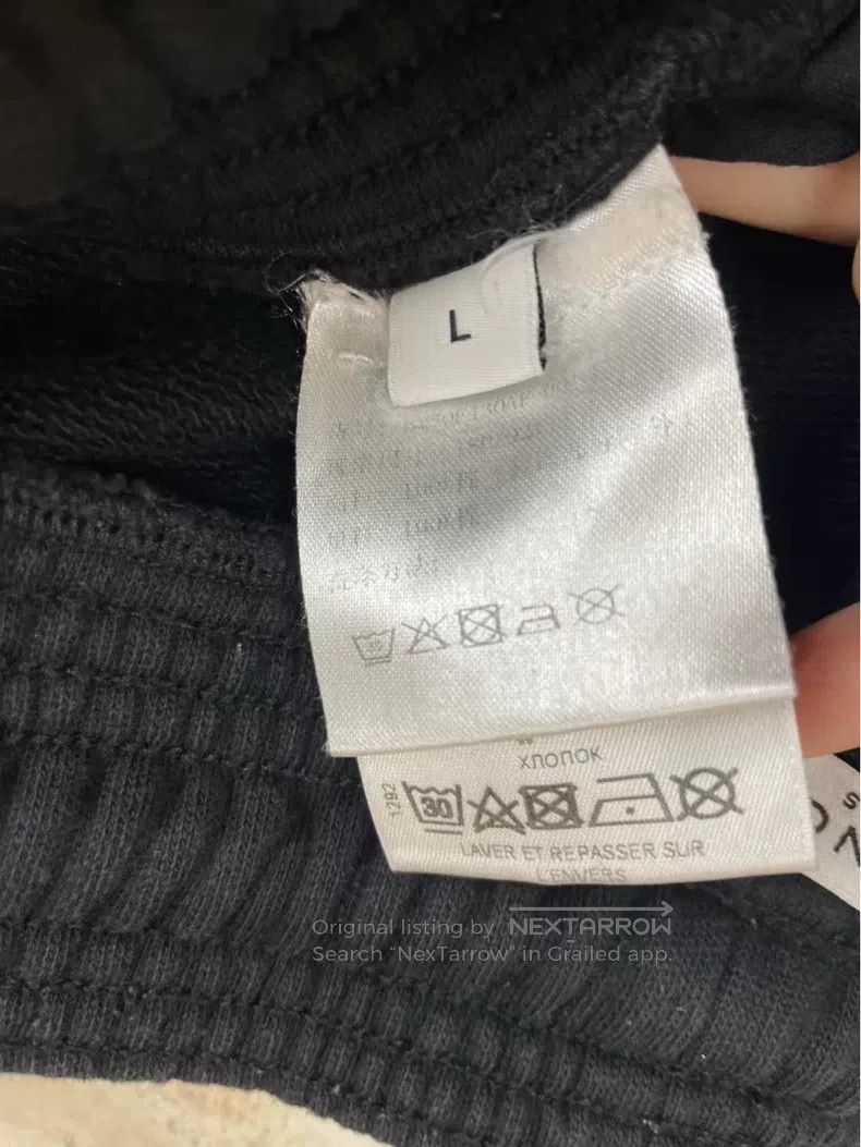 Givenchy Givenchy SizeL Letter Printed Shorts Size US 30 / EU 46 - 5 Thumbnail