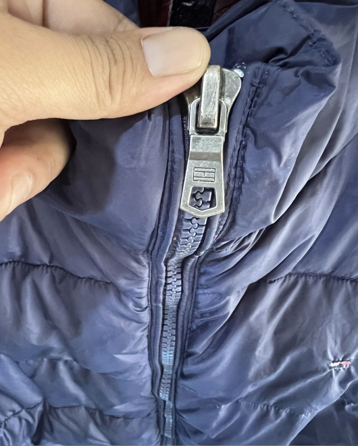 Tommy Hilfiger 🔥Vintage Tommy Hilfiger Down Puffer Jacket Size US L / EU 52-54 / 3 - 9 Thumbnail