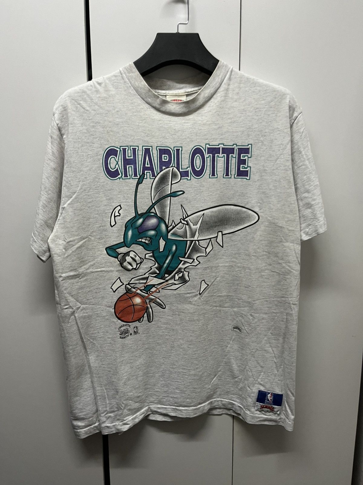 Vintage 90s Charlotte Hornets NBA T-Shirt