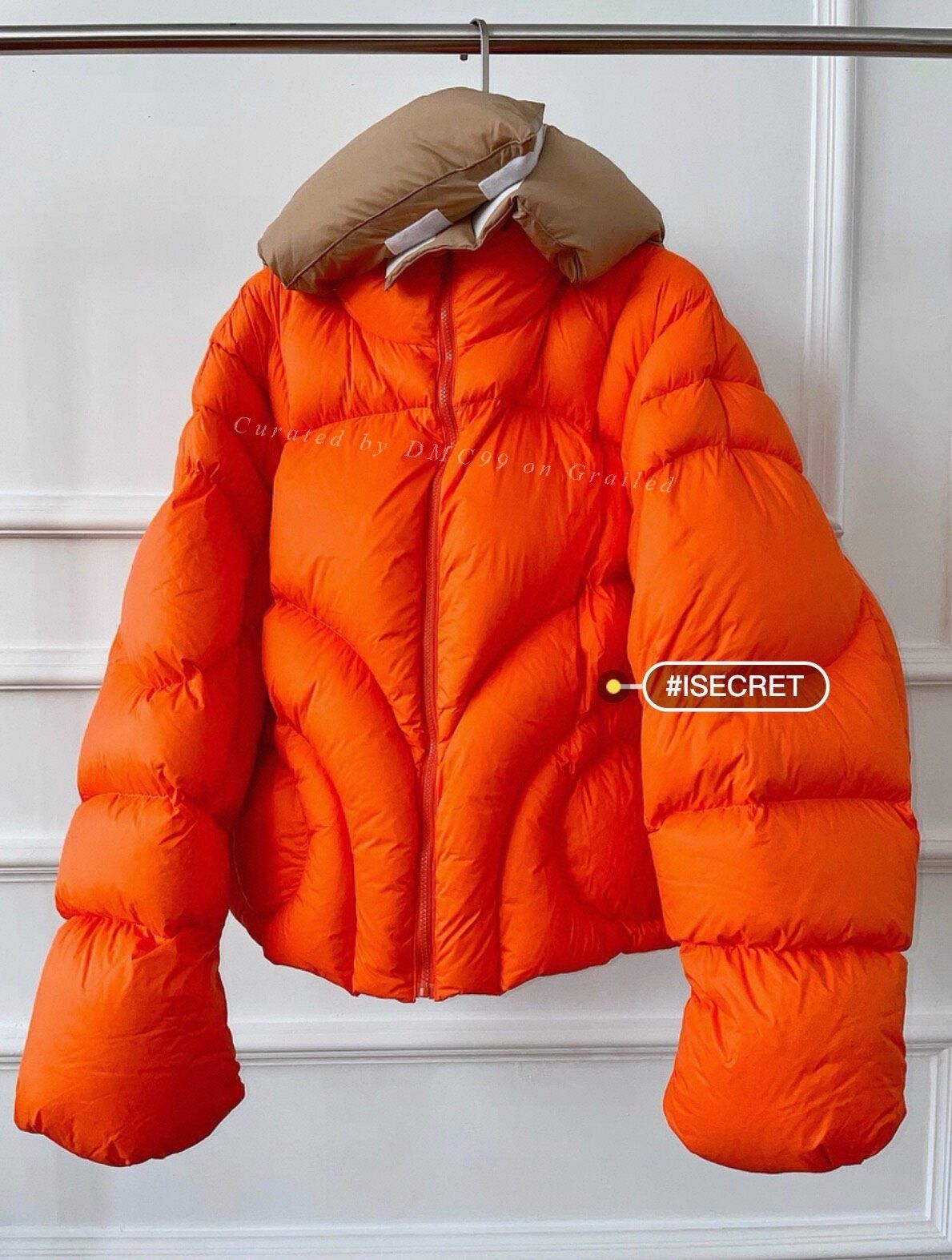 Vintage ISECRET Oversized Orange Down Jacket Size M / US 6-8 / IT 42-44 - 1 Thumbnail