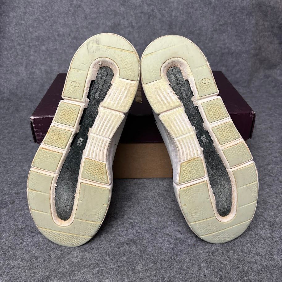 On On The Roger Advantage White Leather Running Shoes Women 8.5 Size US 8.5 / IT 38.5 - 7 Thumbnail