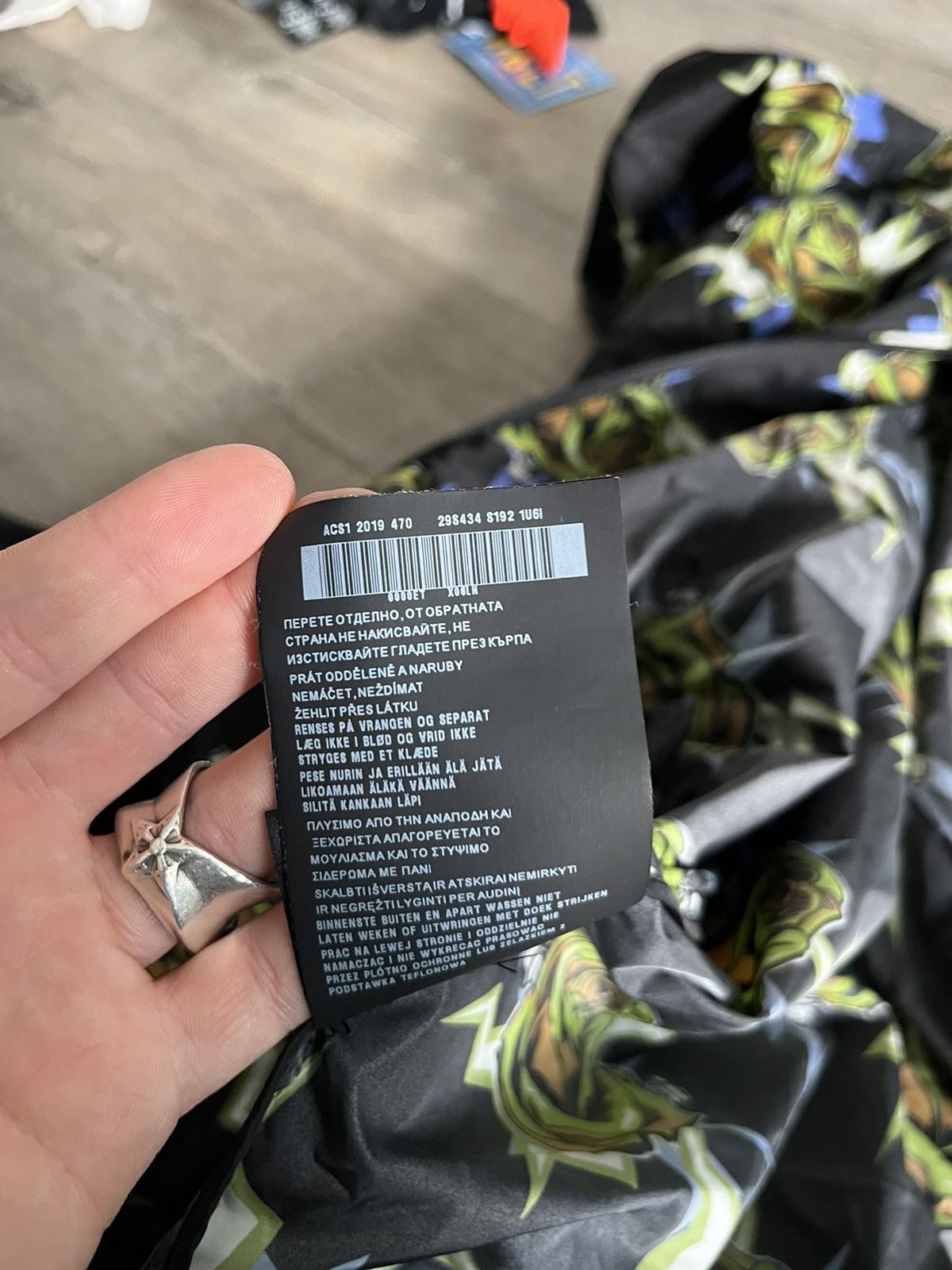 Prada Prada SS19 Lightning Rose Hooded Windbreaker Nylon Jacket Size US S / EU 44-46 / 1 - 13 Thumbnail