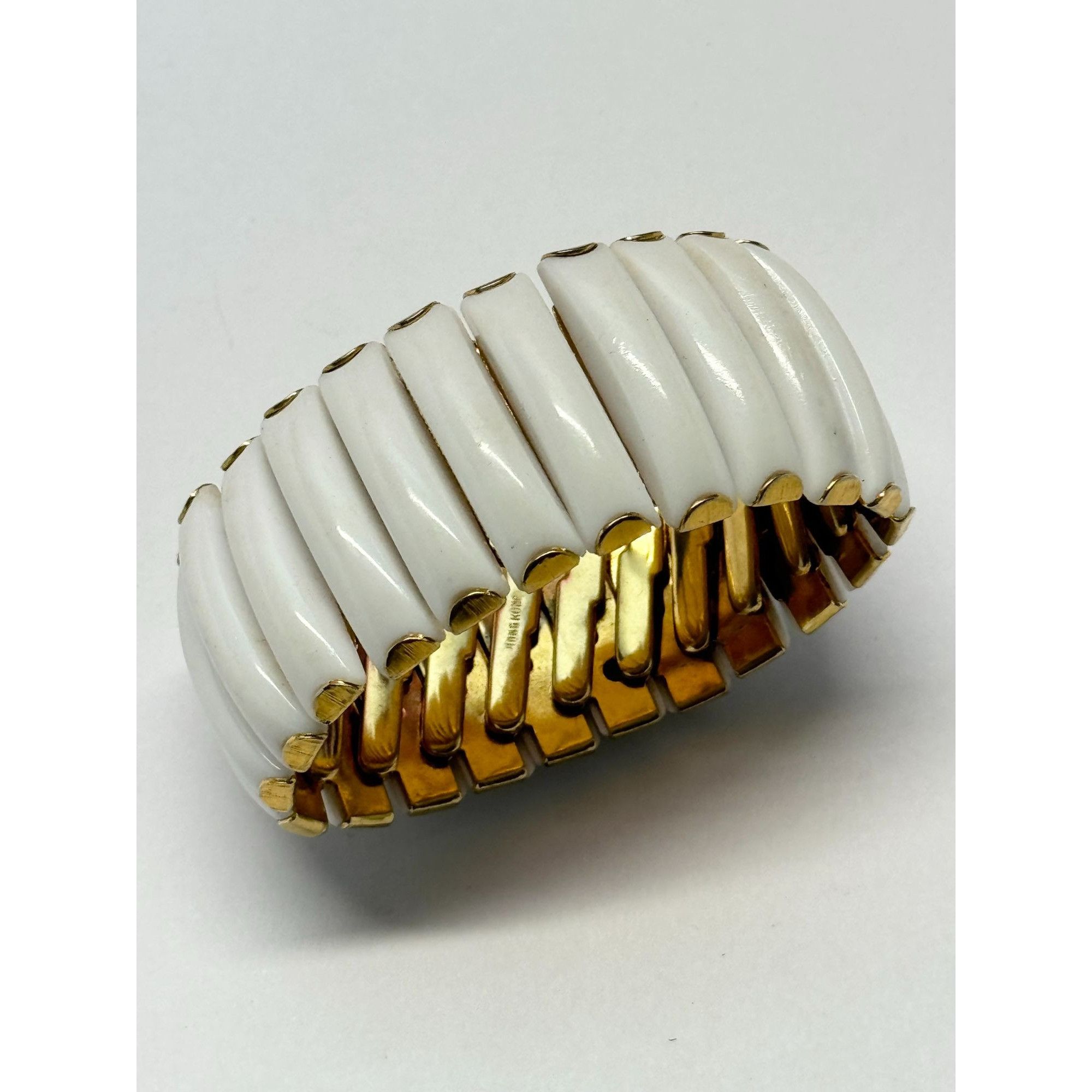 Vintage Vintage Hong Kong white expansion bracelet Size ONE SIZE - 4 Thumbnail