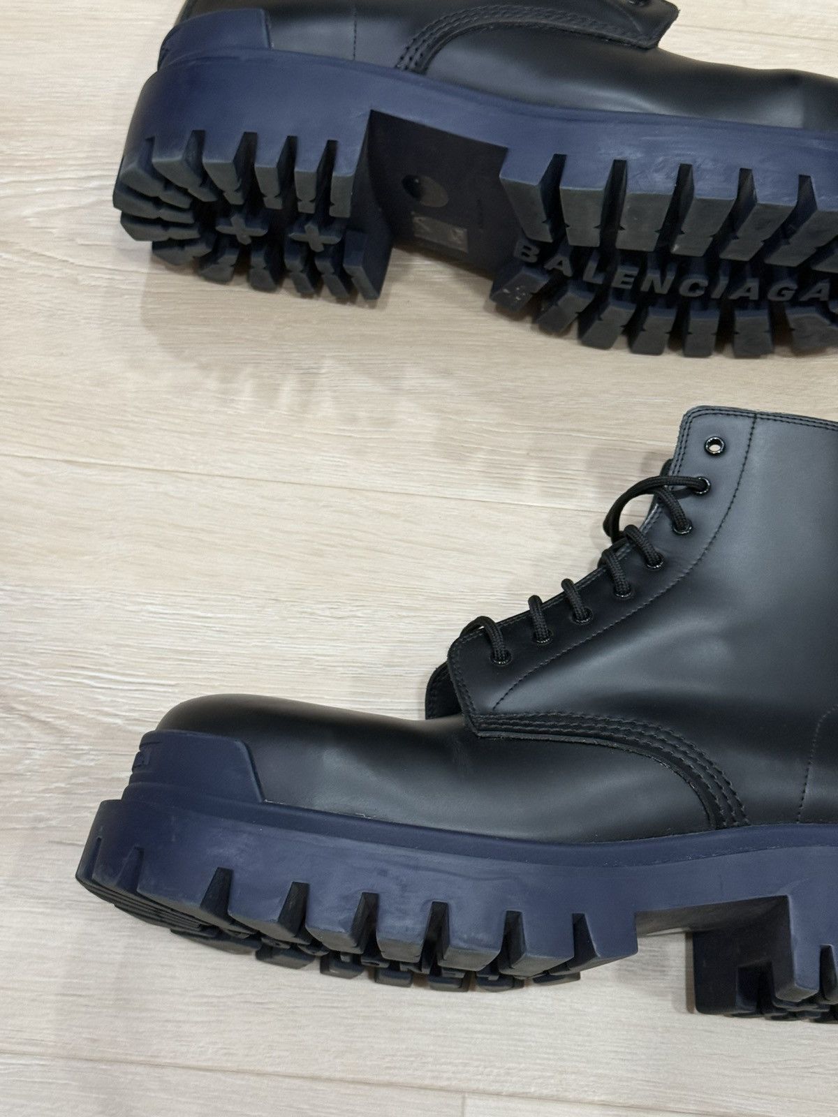 Balenciaga Balenciaga Strike Boots Size US 11 / EU 44 - 7 Thumbnail