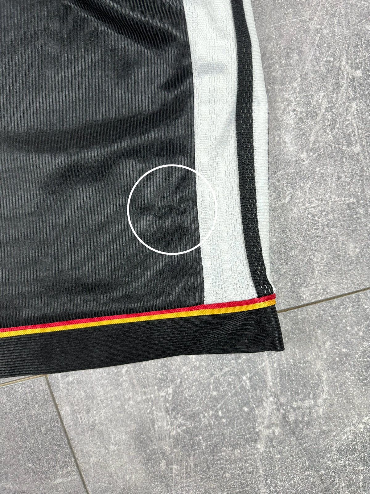Adidas Adidas National Team Deutscher Fussball-Bund 1996/98 Short Size US 34 / EU 50 - 11 Thumbnail