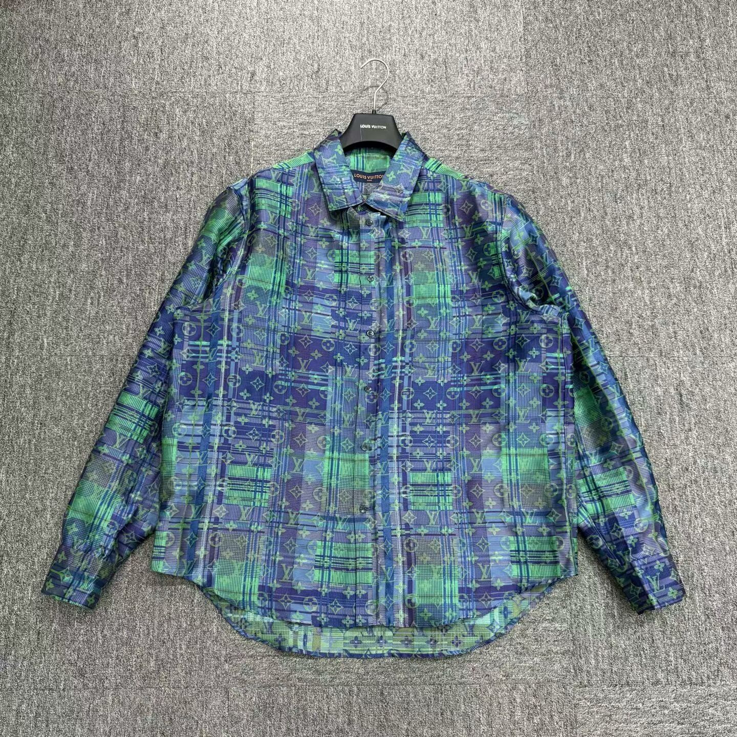 Louis Vuitton louis vuitton neon print button-up shirt Size US XXL / EU 58 / 5 - 1 Thumbnail